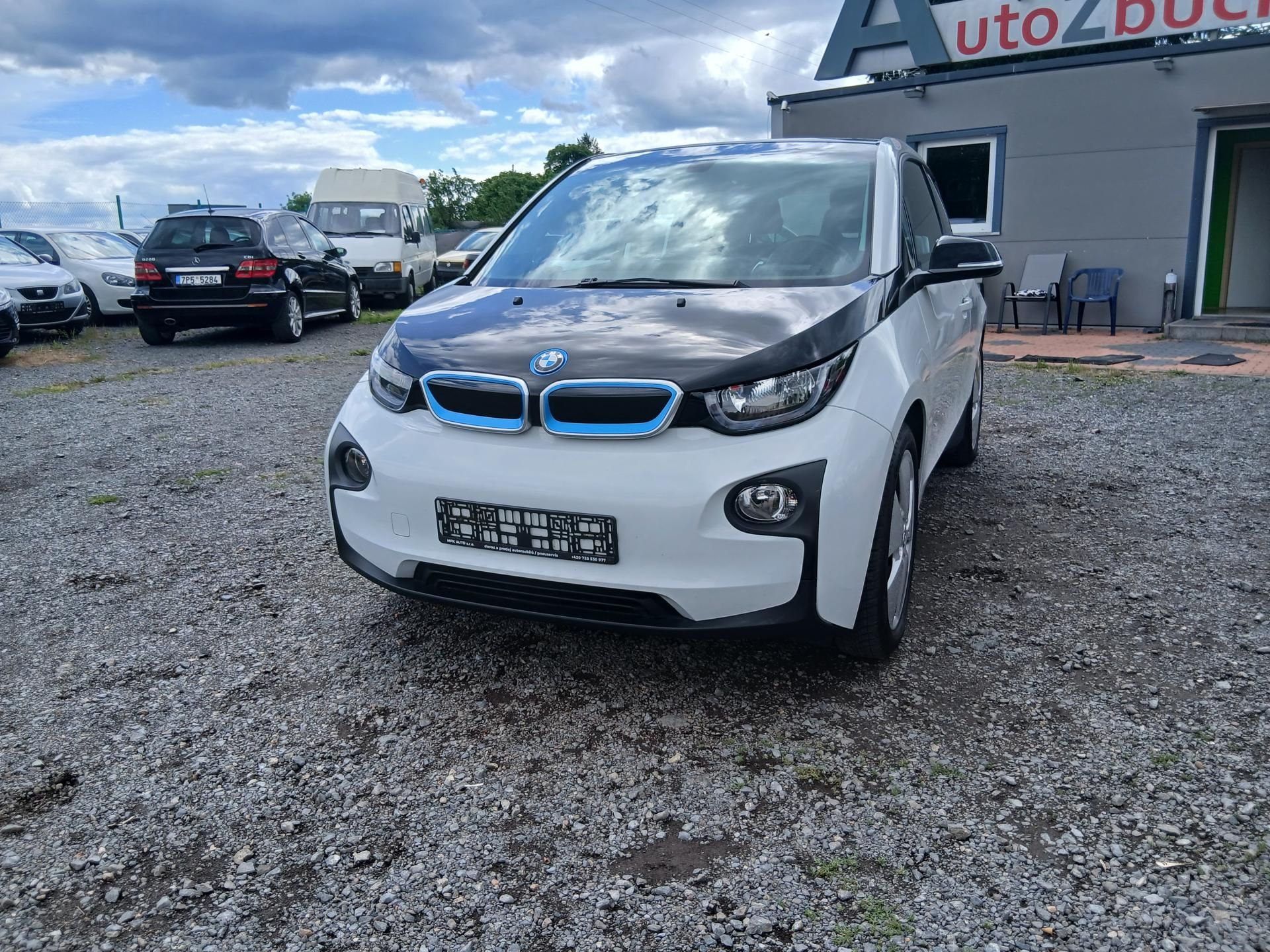 BMW i3, 125 kW, 86tis km - fotka 4