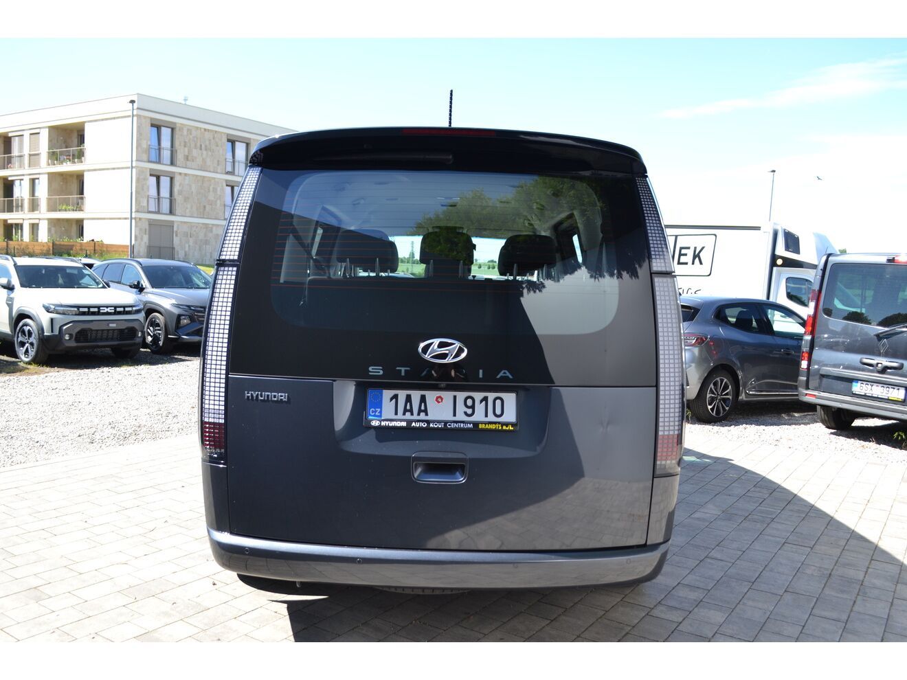 Hyundai Staria, 2.2CRDi PREMIUM A/T- 9 MÍST - fotka 4