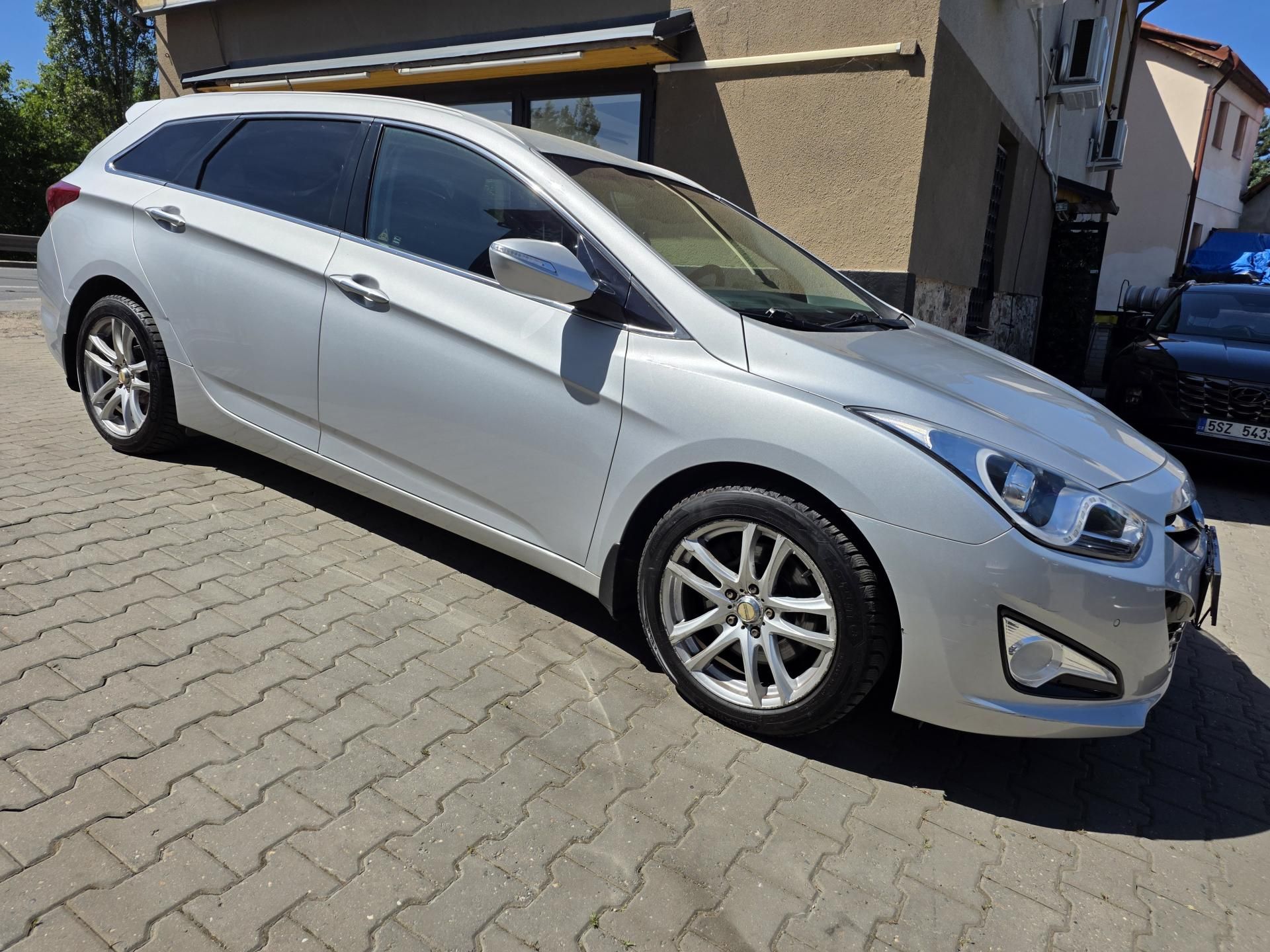 Hyundai i40, 1.7-100KW-KAMERA-AUT.KLIMA - fotka 3