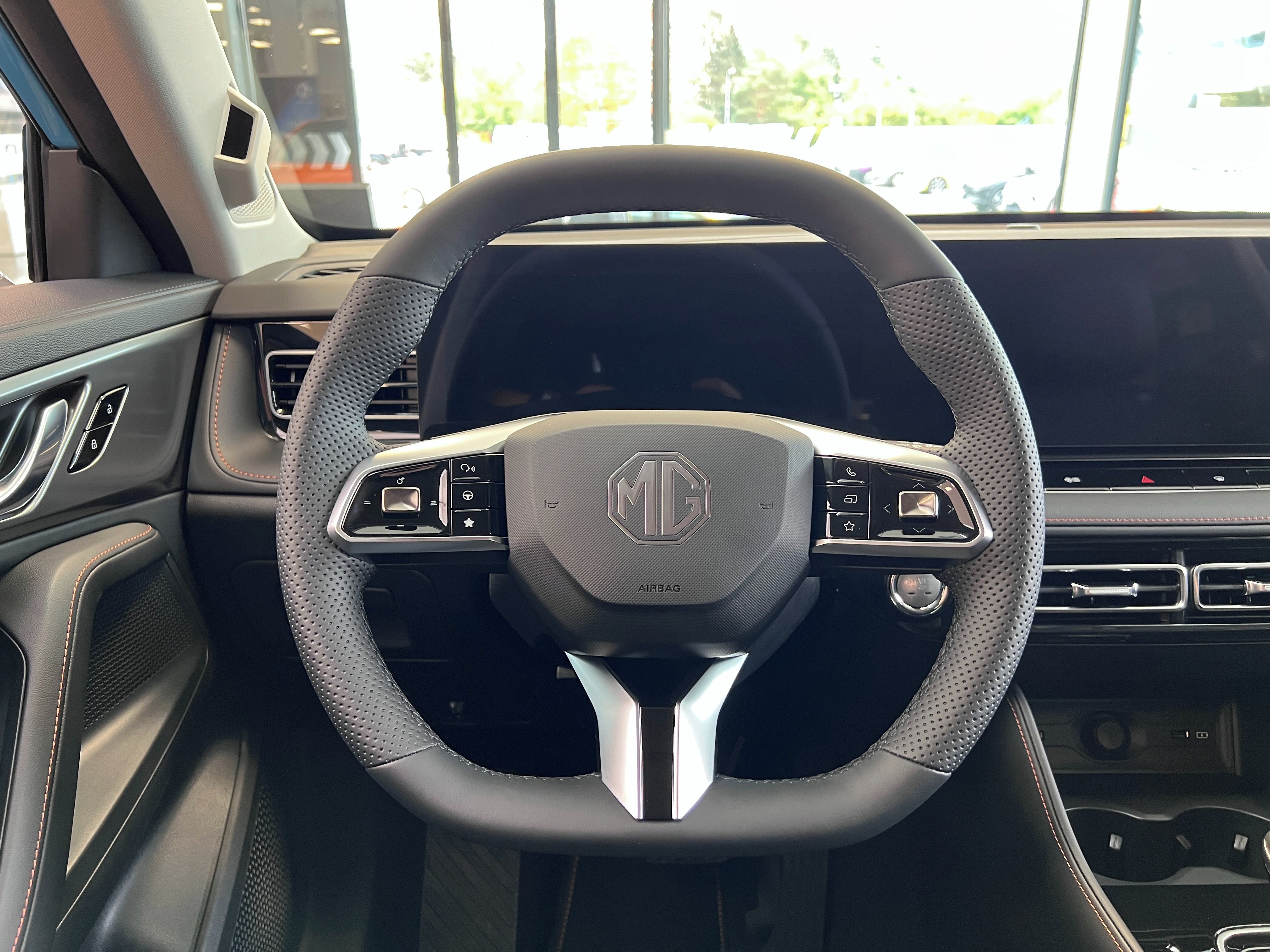 MG HS, HEV 1.5T Exclusive AT - fotka 6
