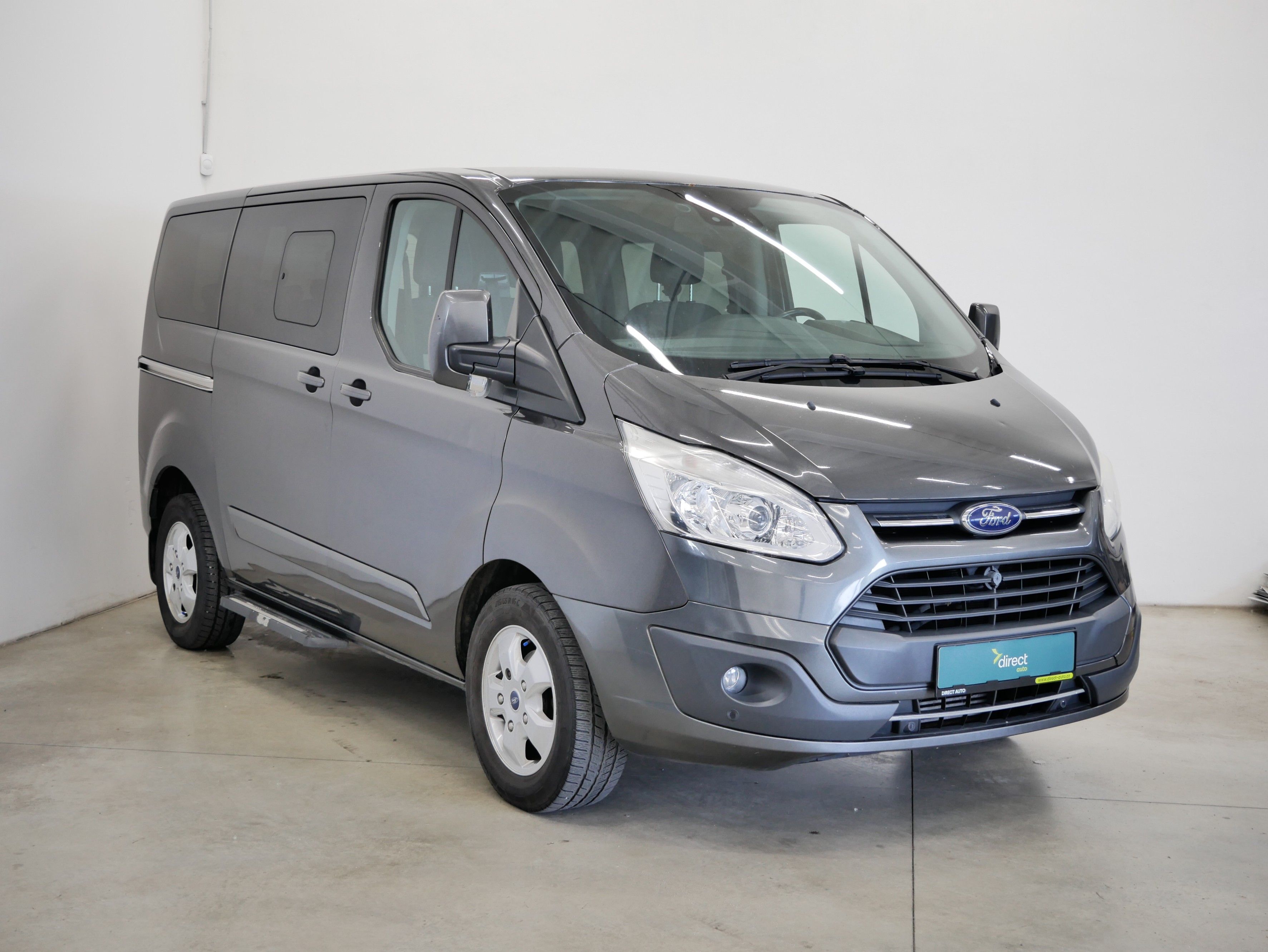 Ford Tourneo Custom, 2.0 TDCi 125 kW - fotka 4