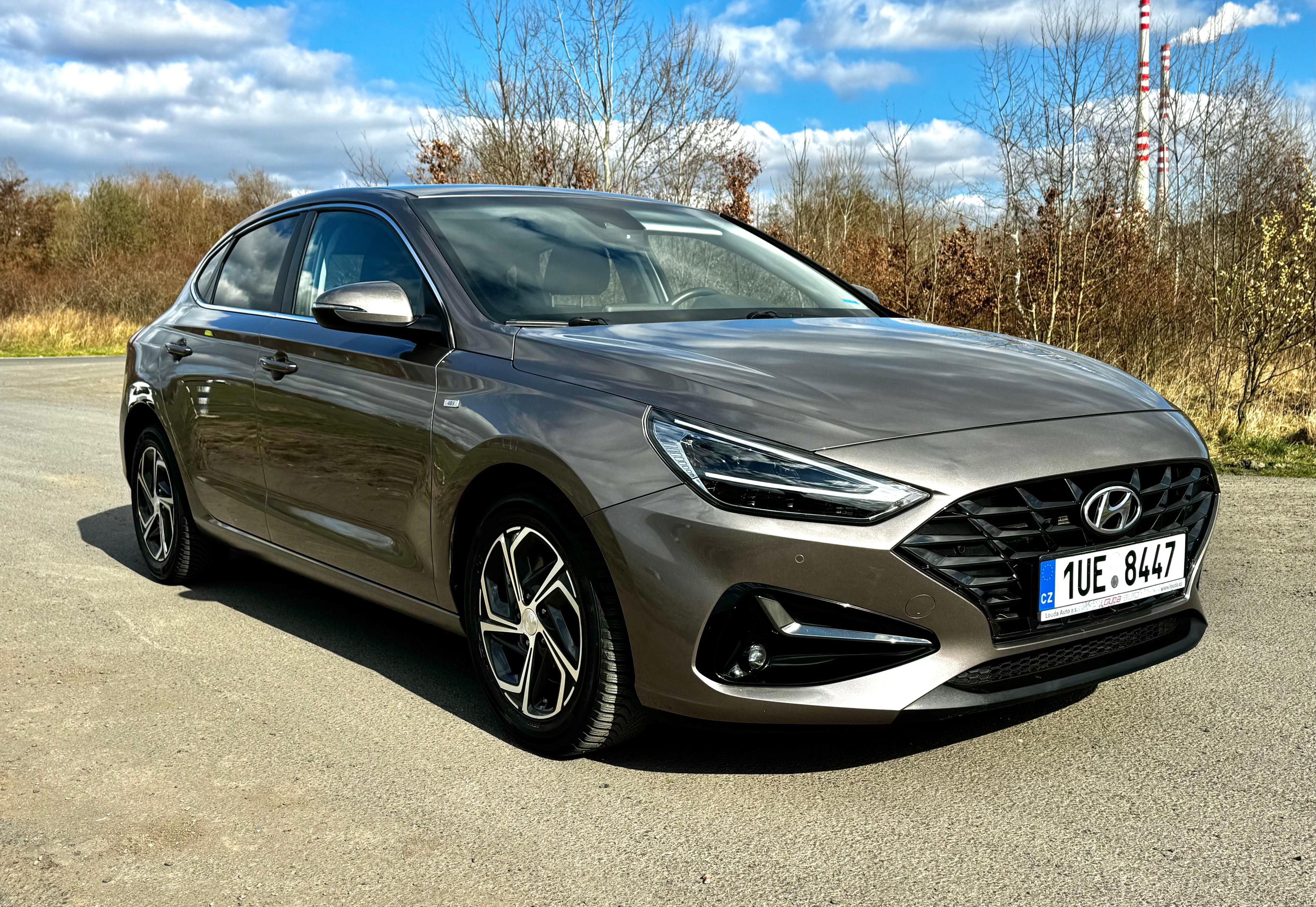 Hyundai i30 - fotka 2