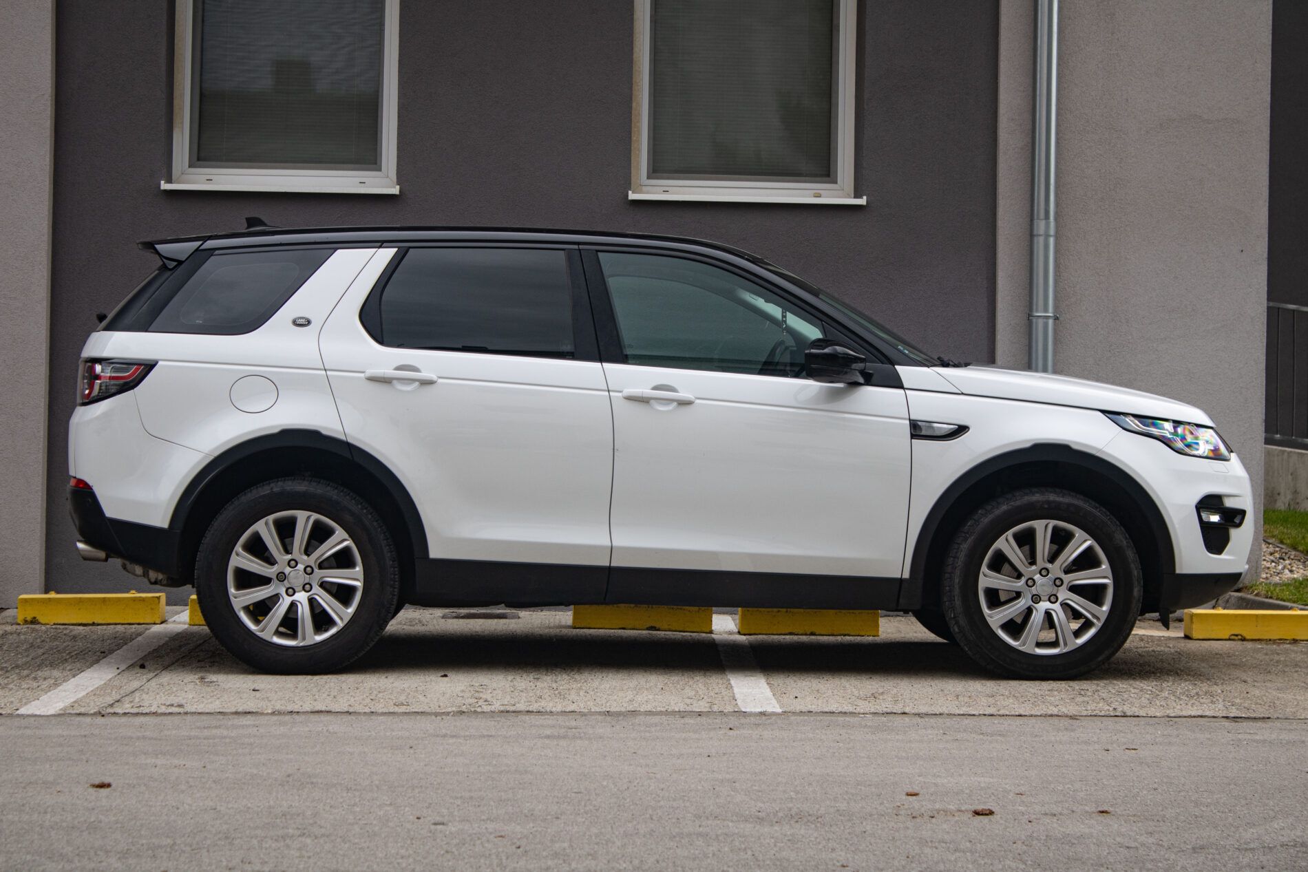 Land Rover Discovery Sport - fotka 4