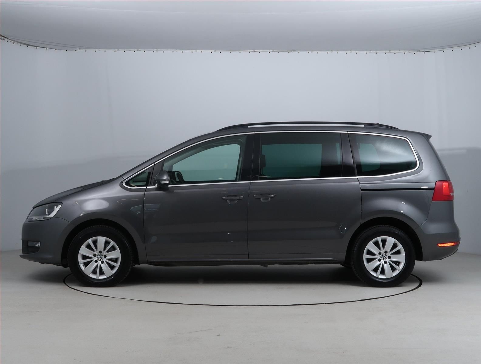 Volkswagen Sharan, 2.0 TDI, Navi - fotka 3