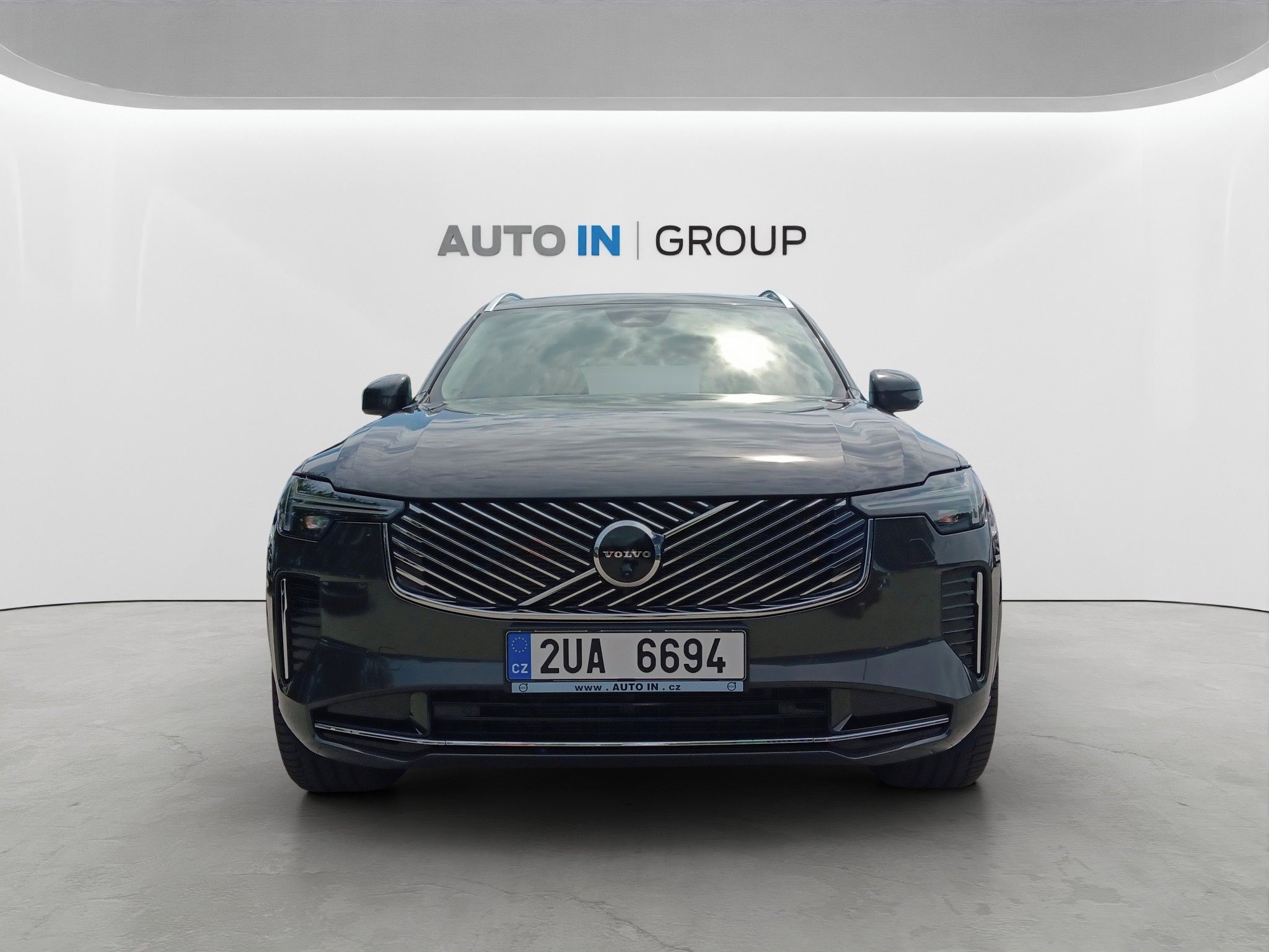 Volvo XC90, PLUS BRIGHT B5 AWD 184 kW Vzdu - fotka 2