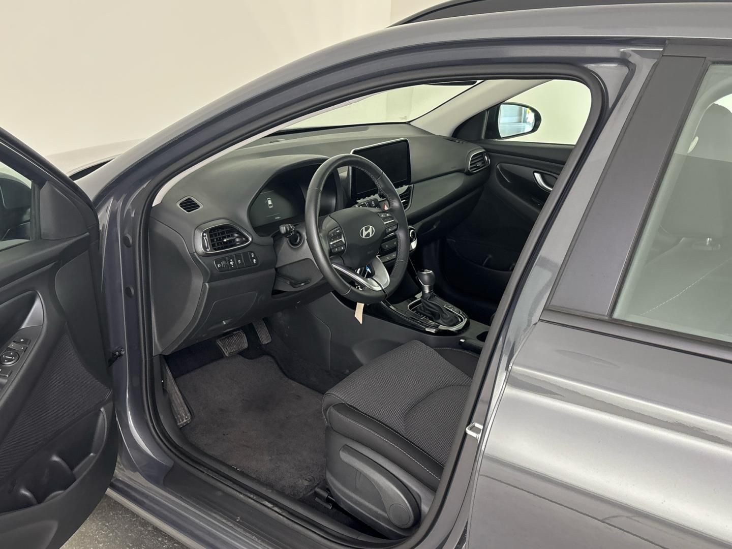 Hyundai i30, 1.5 T-GDI / 103 kW Smart DCT - fotka 6