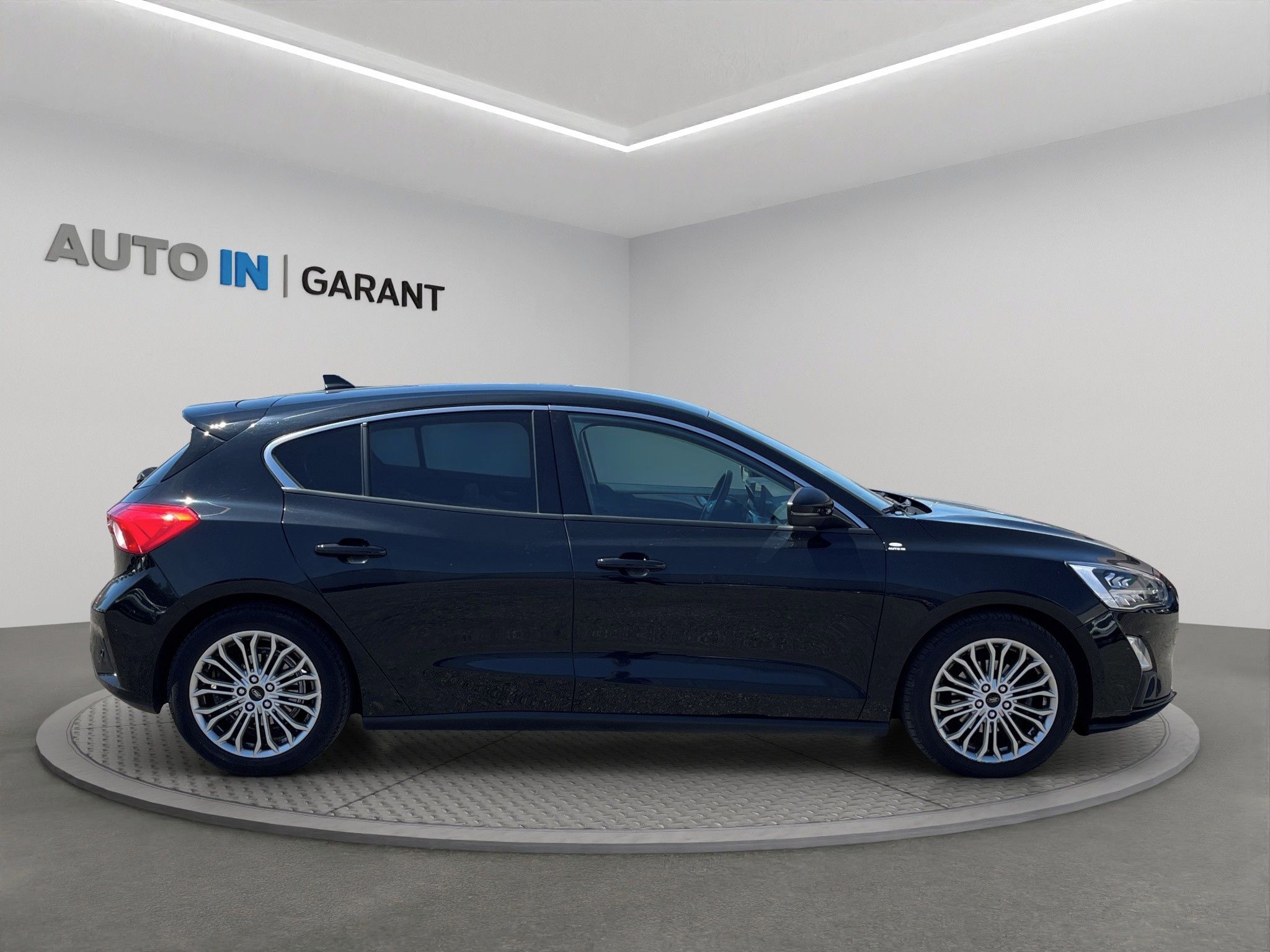 Ford Focus, 1.5 EcoBlue 88kW, ČR, Navi - fotka 4