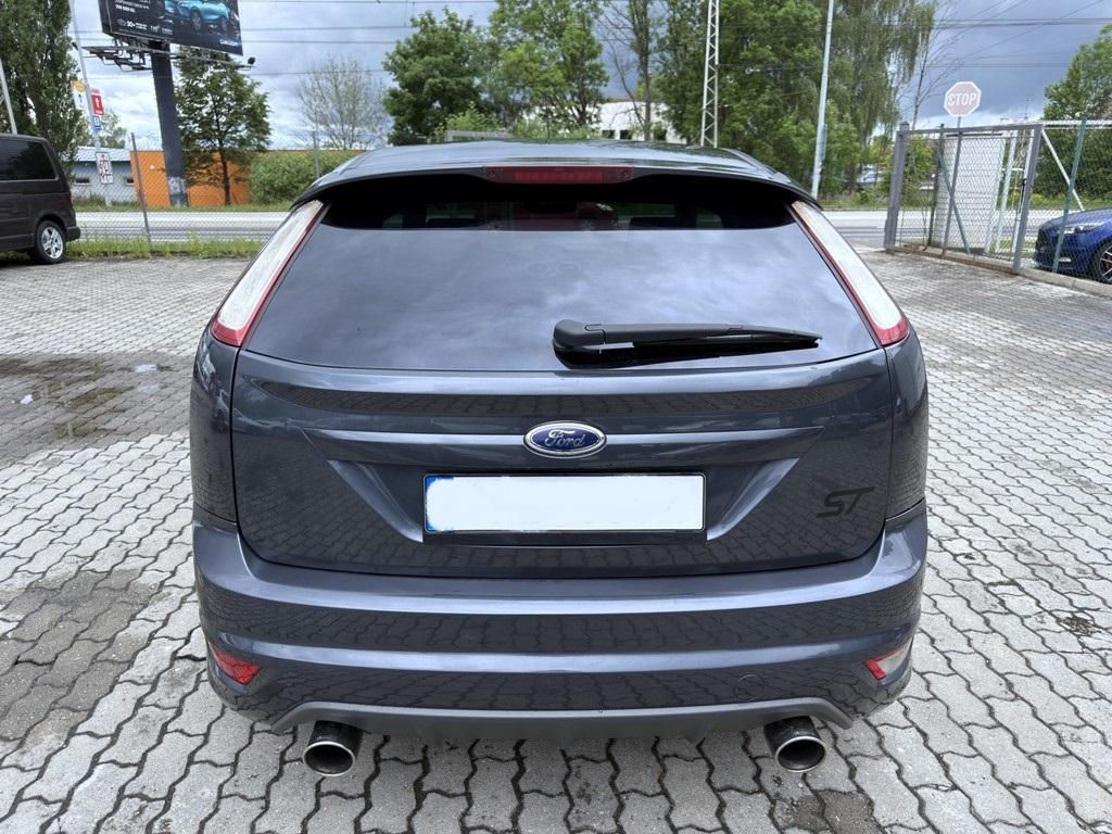 Ford Focus, ST 2.5i 166 kW - fotka 4