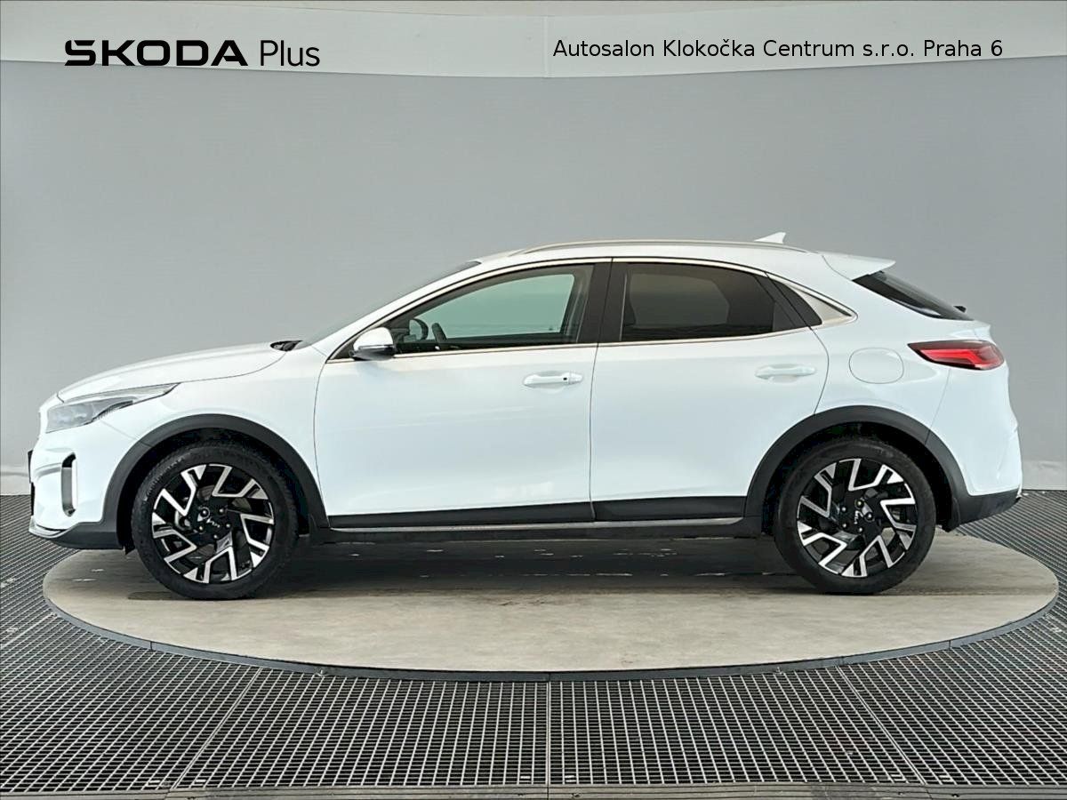 Kia XCee´d, 1,5T-GDi103 kW TOP - fotka 3