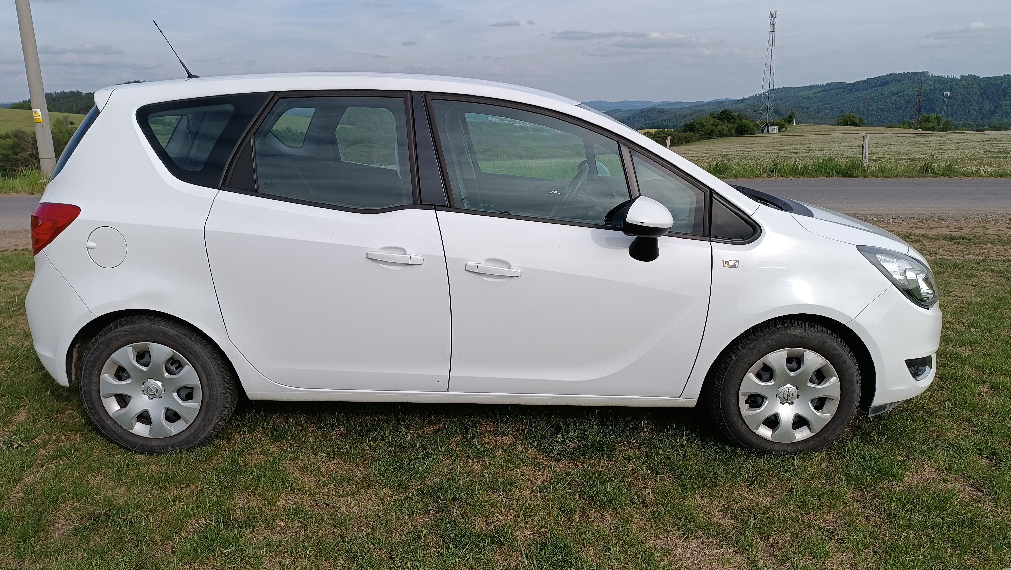 Opel Meriva, 1.4 benzin, 74 kW, tažné - fotka 6