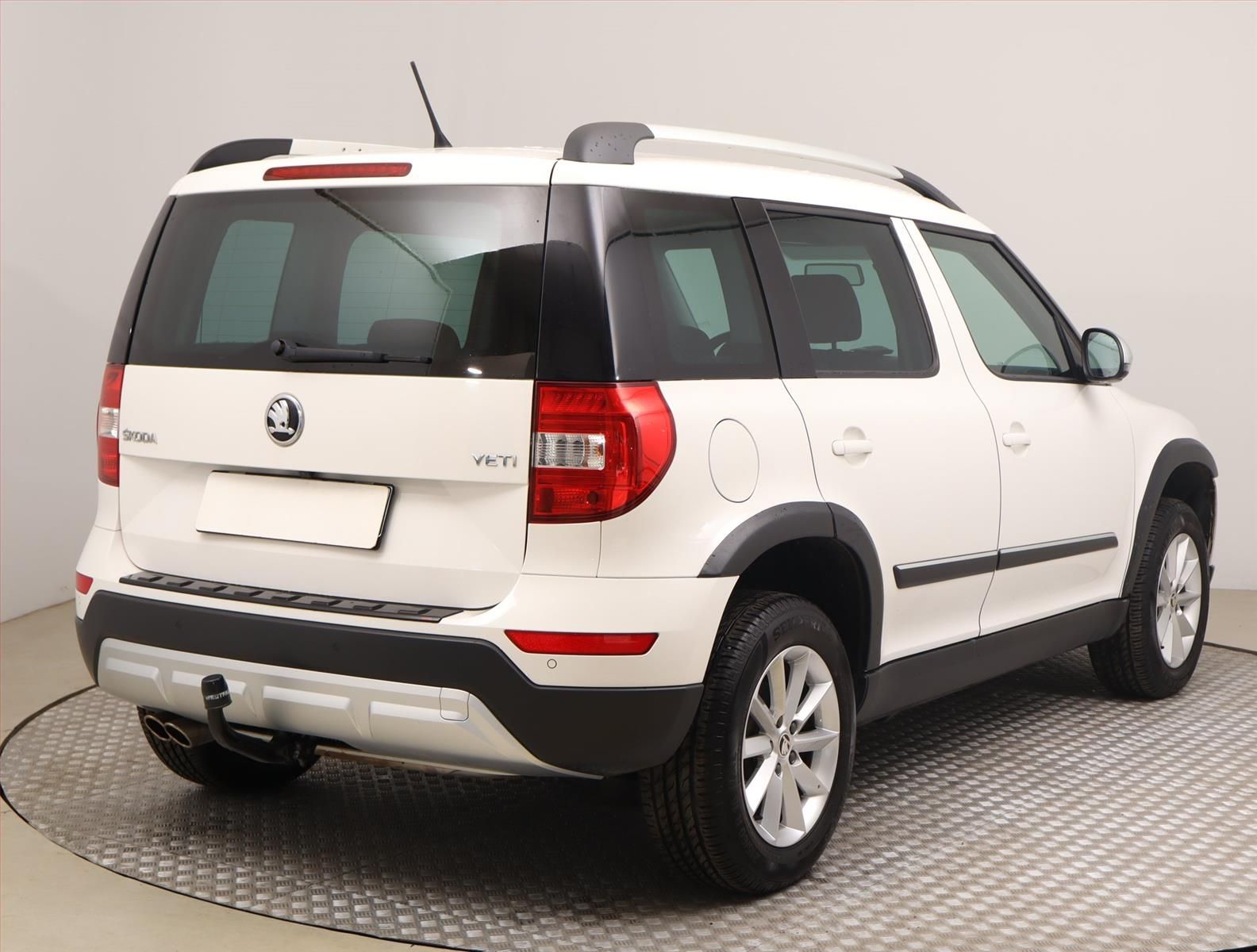 Škoda Yeti, 1.4 TSI, Outdoor, Automat - fotka 5