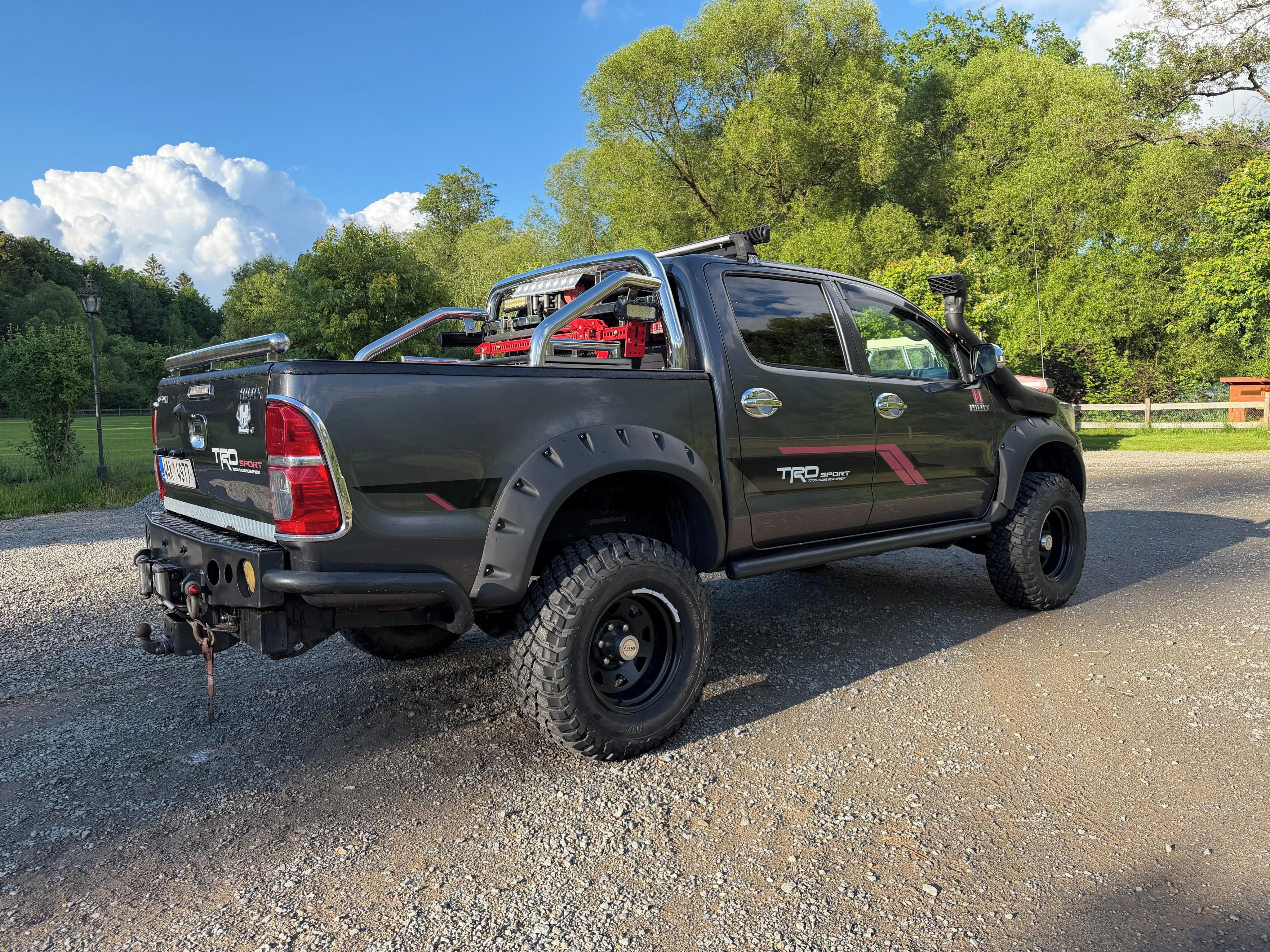 Toyota Hilux, 2.4 , OFFROAD - fotka 4
