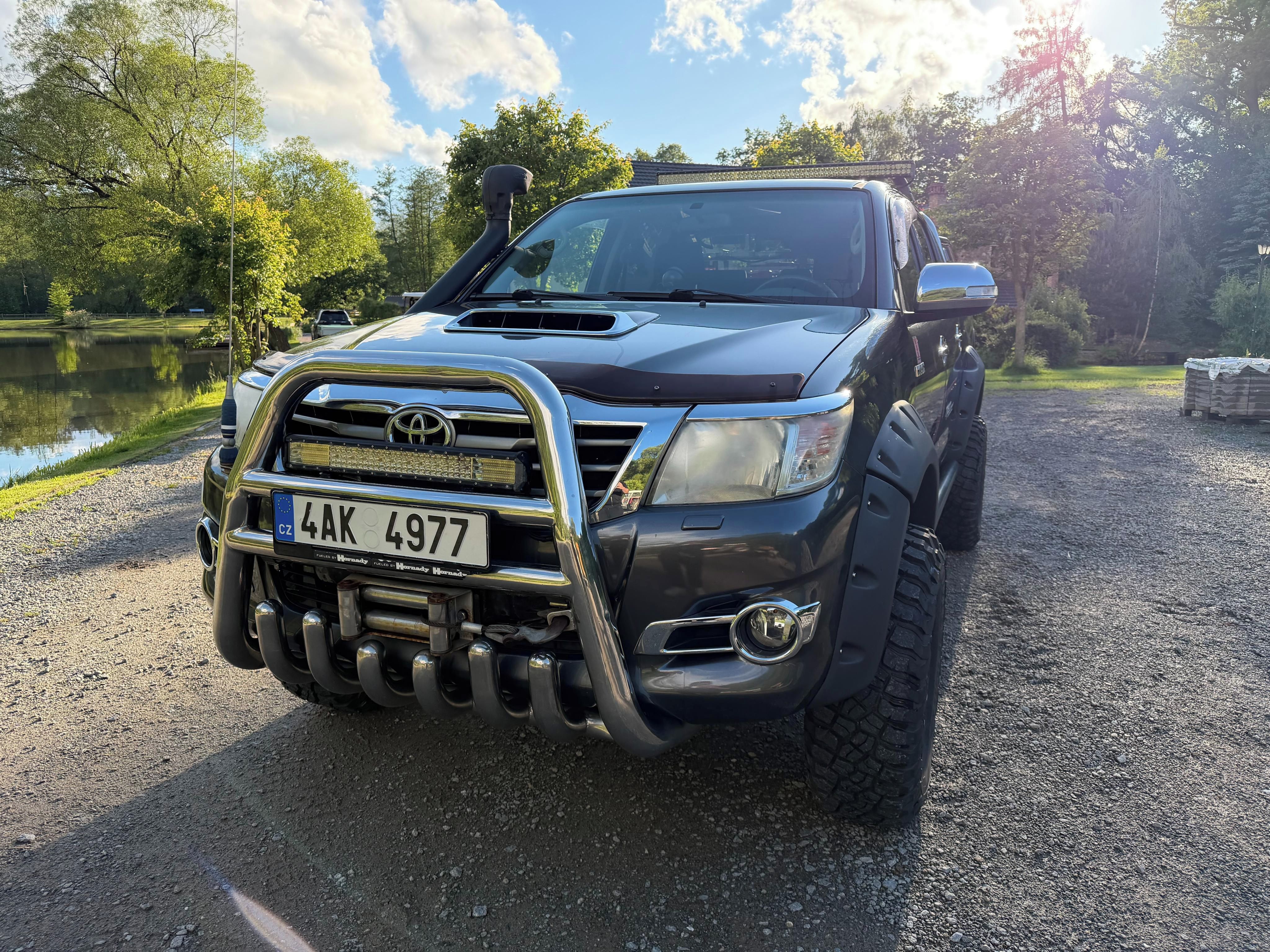 Toyota Hilux, 2.4 , OFFROAD - fotka 3