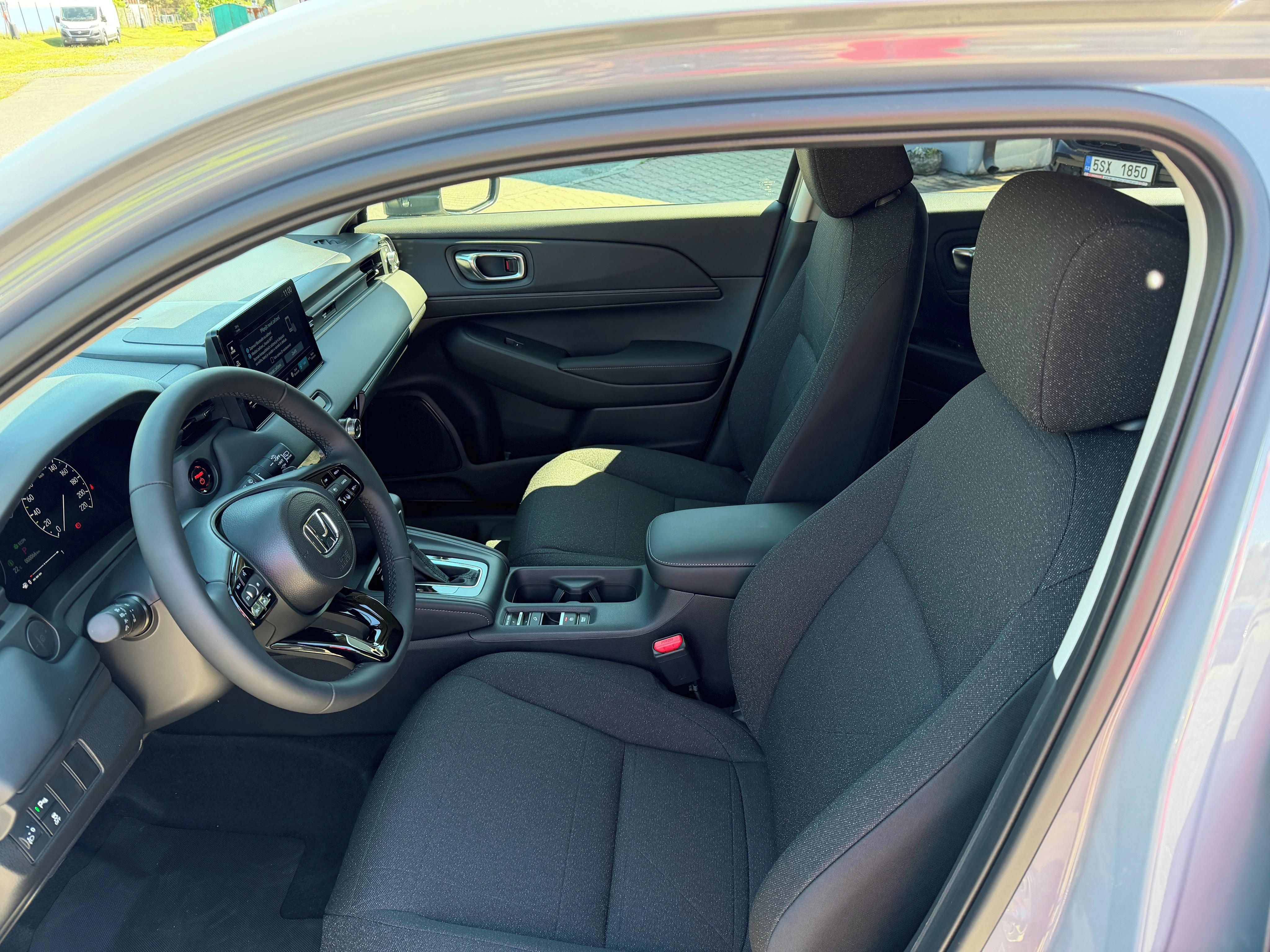 Honda HR-V, 1,5 Elegance  e:HEV - fotka 6