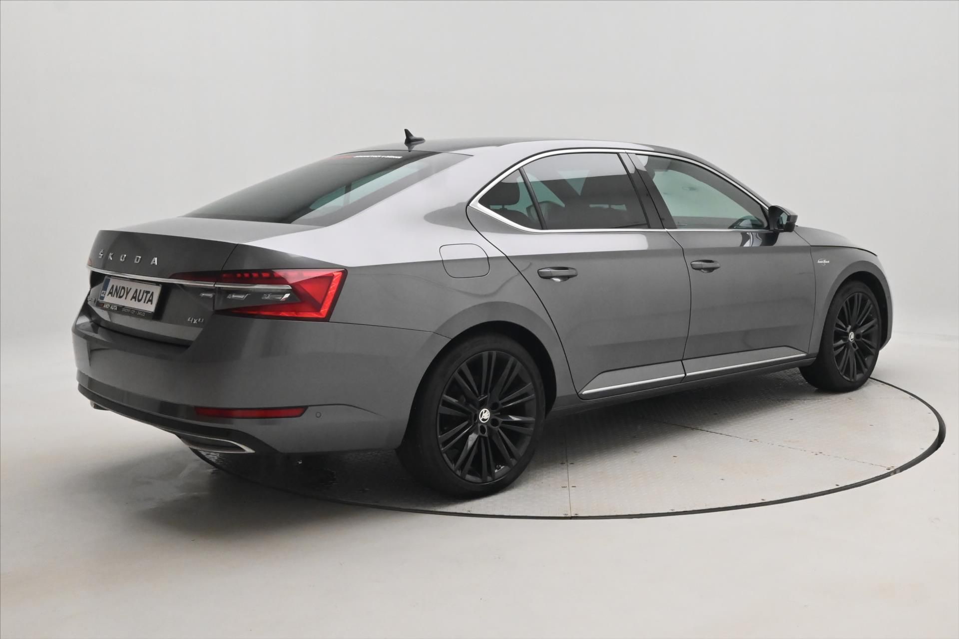 Škoda Superb, 2,0 TDI 147 kW DSG L&K 4x4 Zár - fotka 5