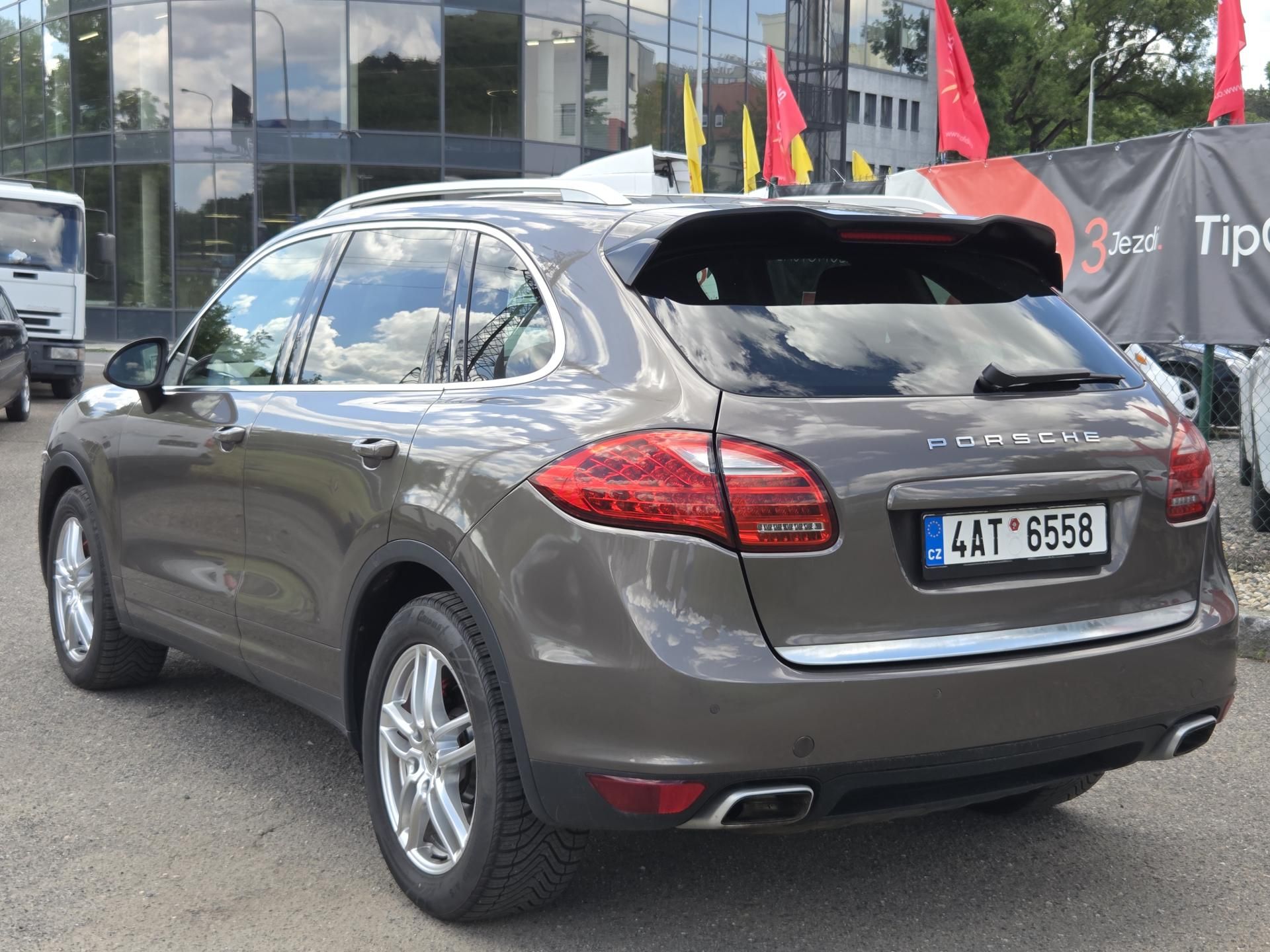Porsche Cayenne, 3,0TDi  lze i na splátky VŠEM! - fotka 6