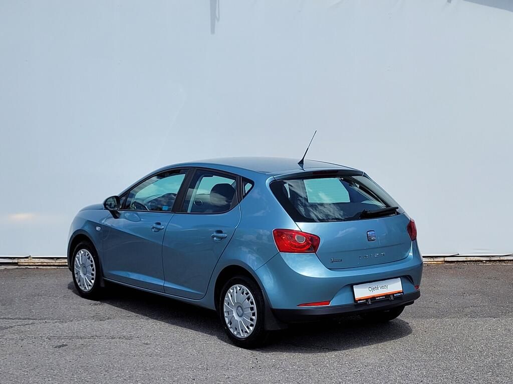 Seat Ibiza, Style 1.4 16V 63 kW - fotka 6