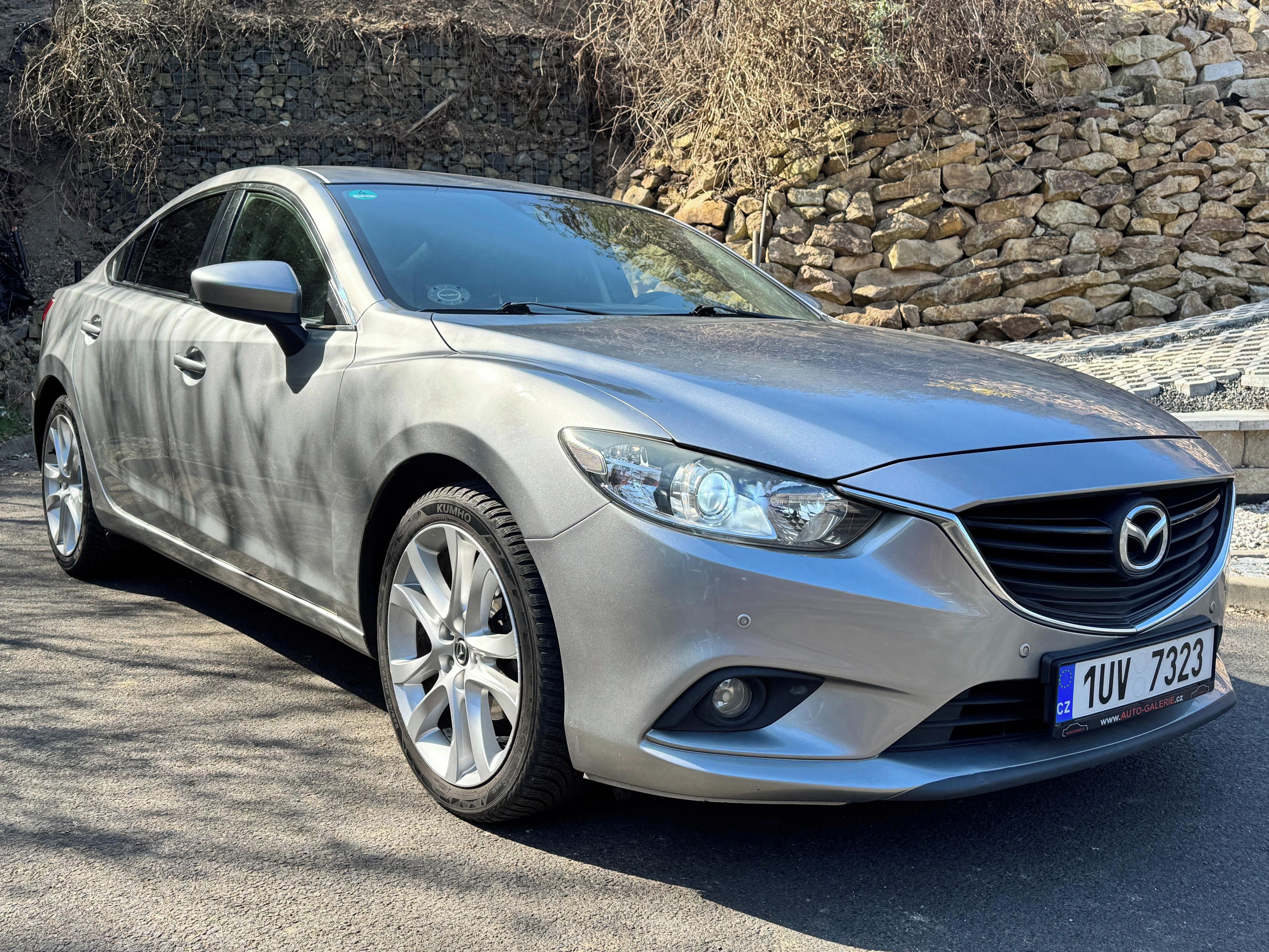 Mazda 6, 2.0i 121KW, automat, sedan - fotka 3