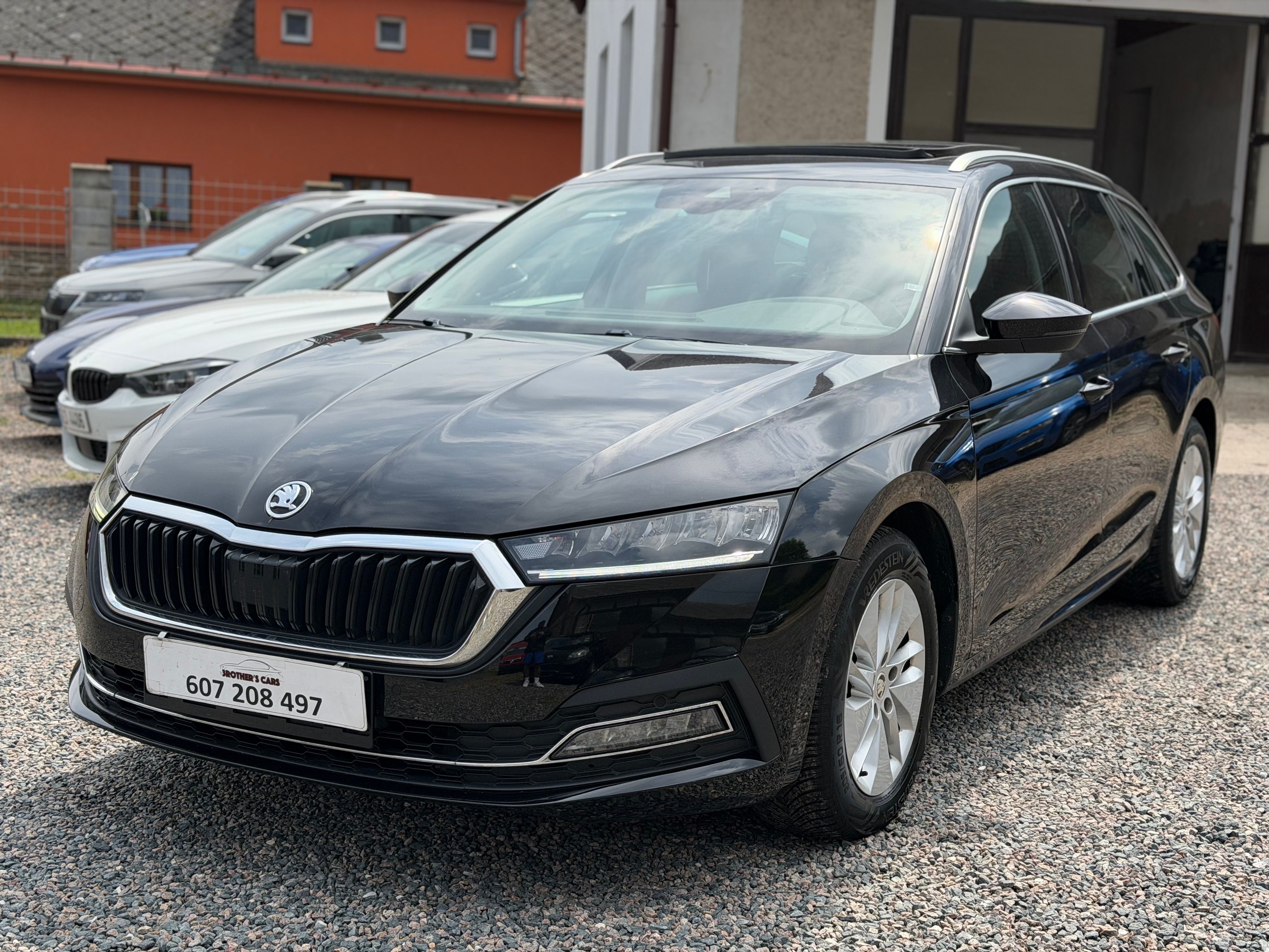 Škoda Octavia, 1.0 TSi MHEV combi DSG 2021 - fotka 3