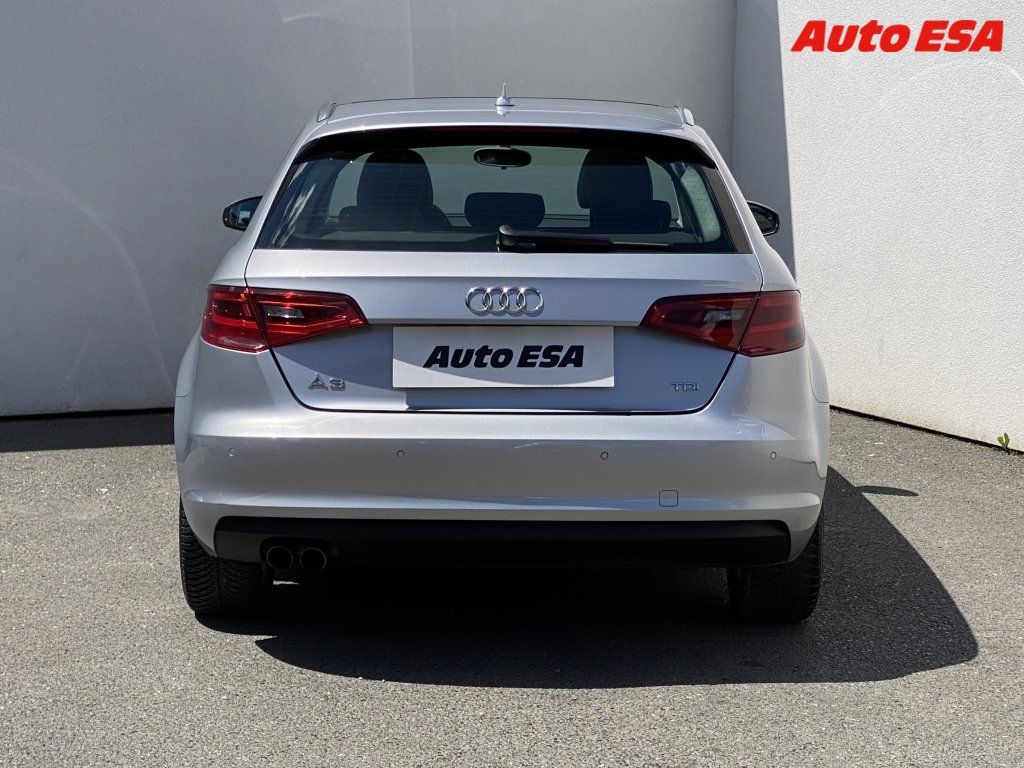 Audi A3, 2.0 TDi sportback,Attraction - fotka 5