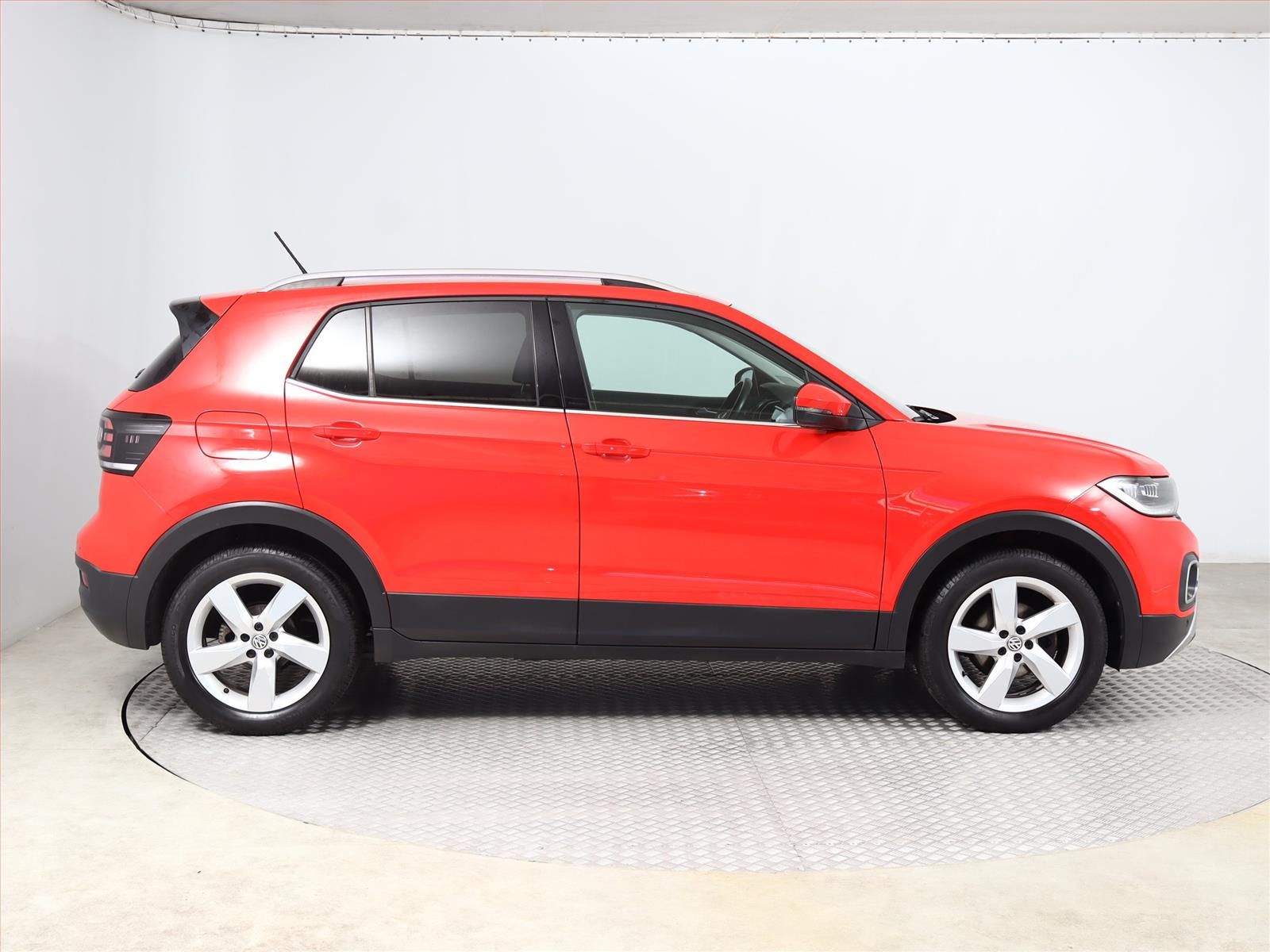 Volkswagen T-Cross, 1.0 TSI, Automat, ČR,1.maj - fotka 6