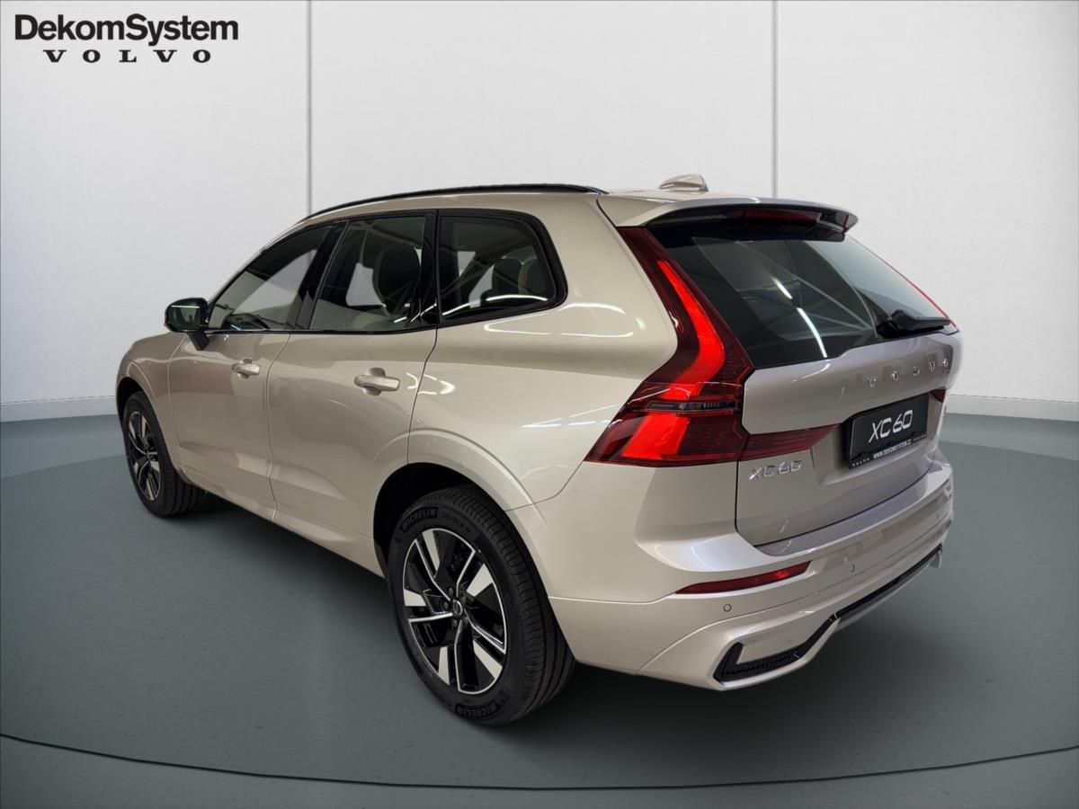 Volvo XC60, 2,0 B5 Plus Dark  3301 - fotka 4