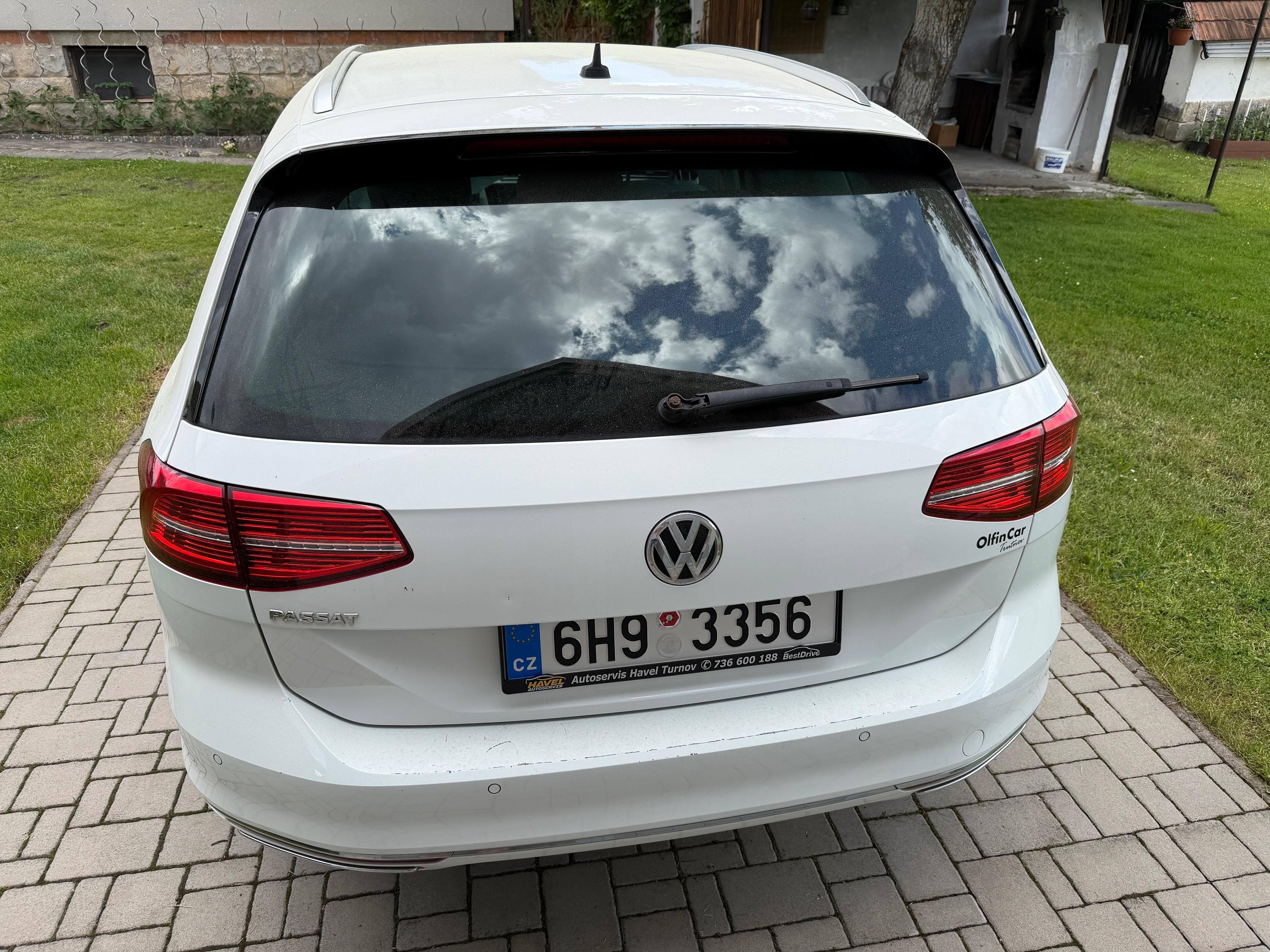 Volkswagen Passat, 2,0TDI/110kW, DSG7 - fotka 4