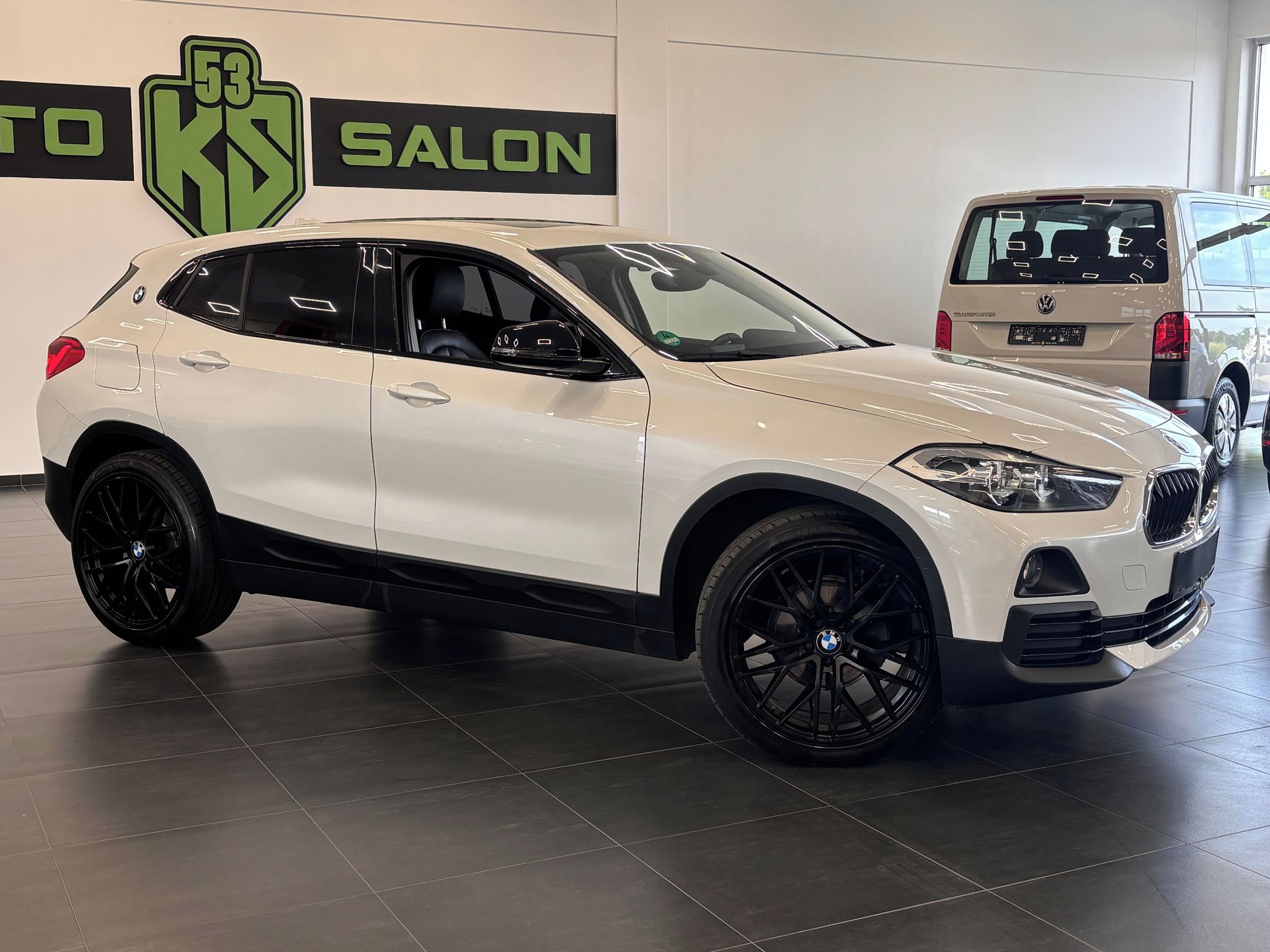 BMW X2, SDrive 18d, 110kW, Panorama, N - fotka 2
