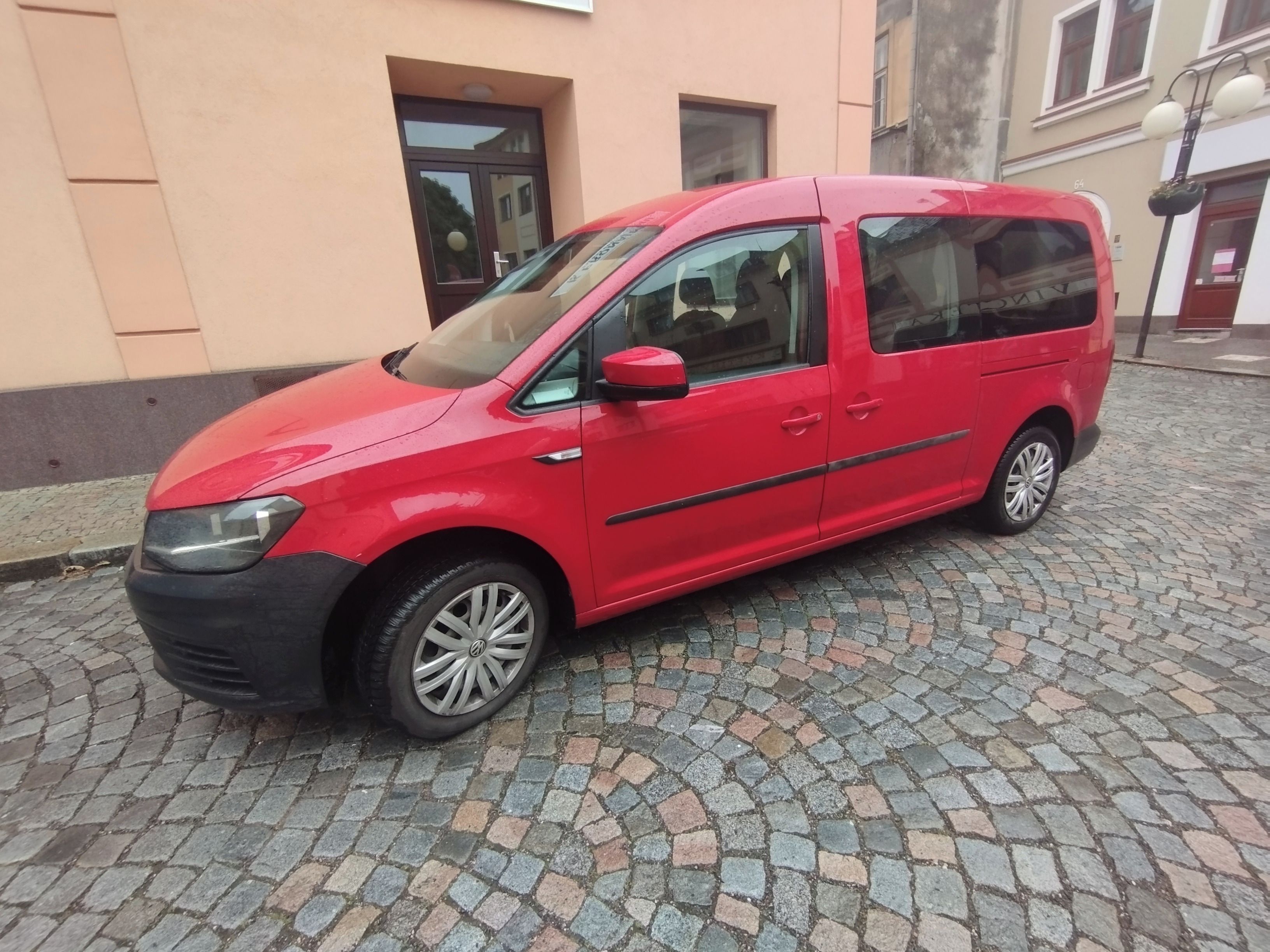 Volkswagen Caddy, Volkswagen Caddy Maxi 2.0 TDI - fotka 3