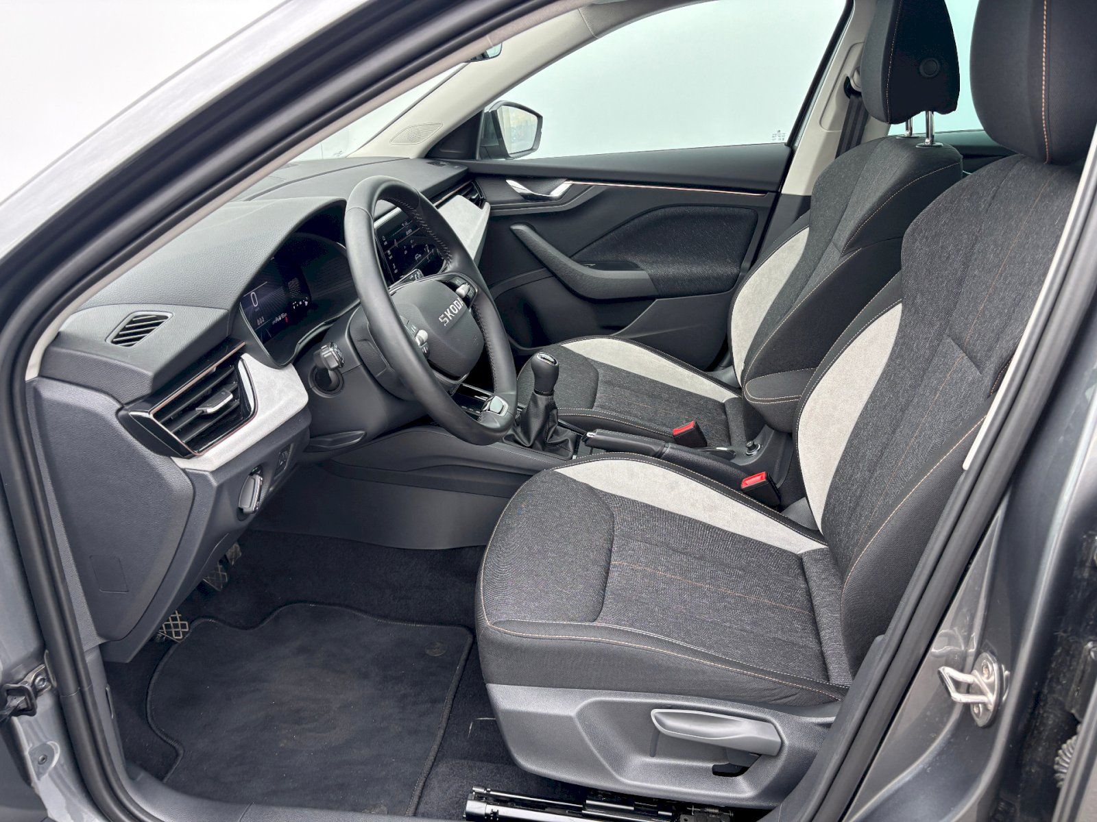 Škoda Scala, 1.0 TSI 85kW Selection - fotka 5