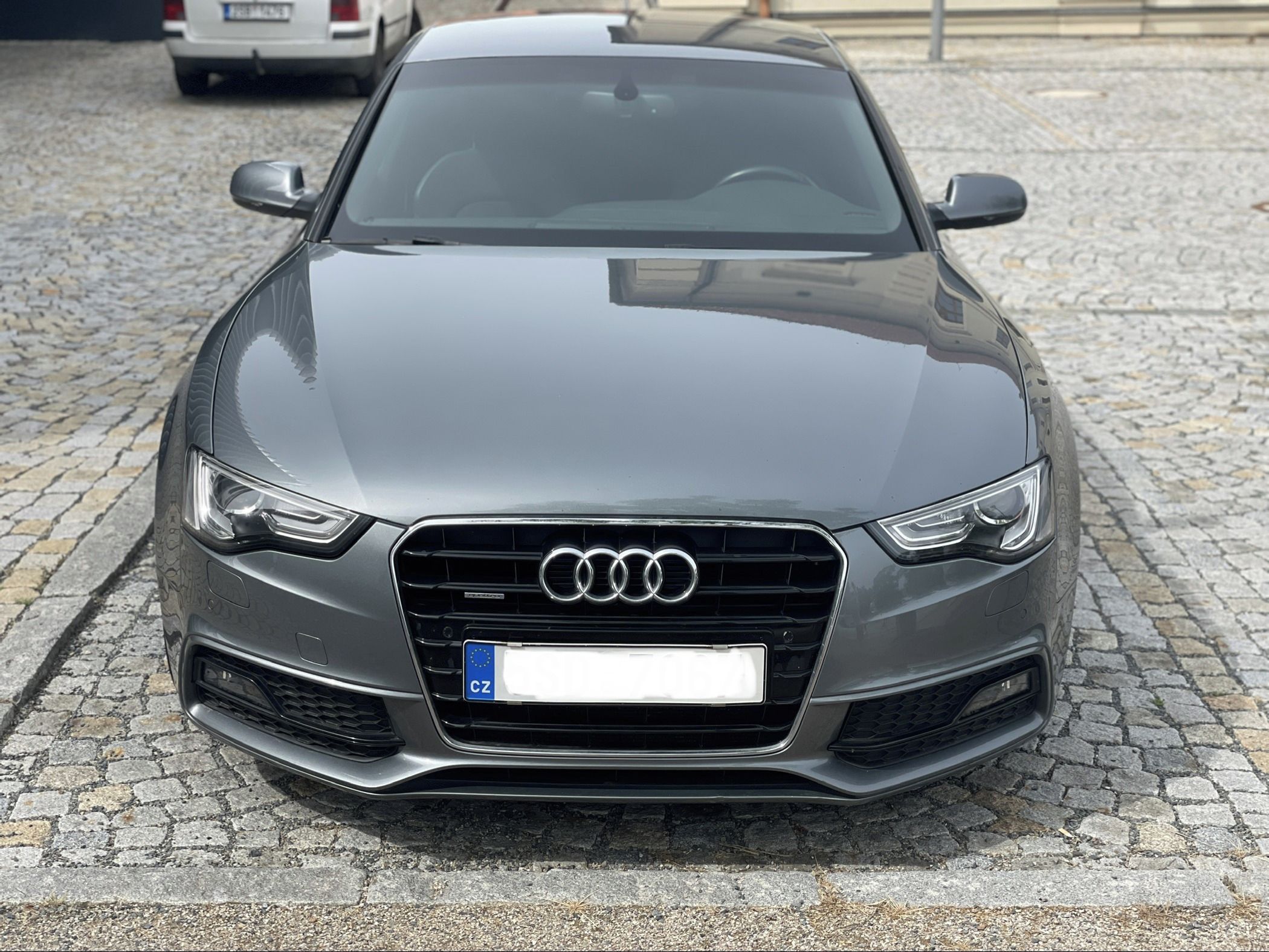 Audi A5, 2.0 TDI Quattro - fotka 5