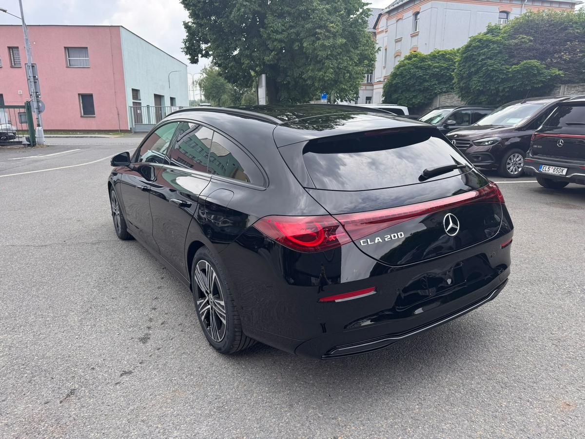 Mercedes-Benz CLA, 200 Shooting Brake - fotka 5