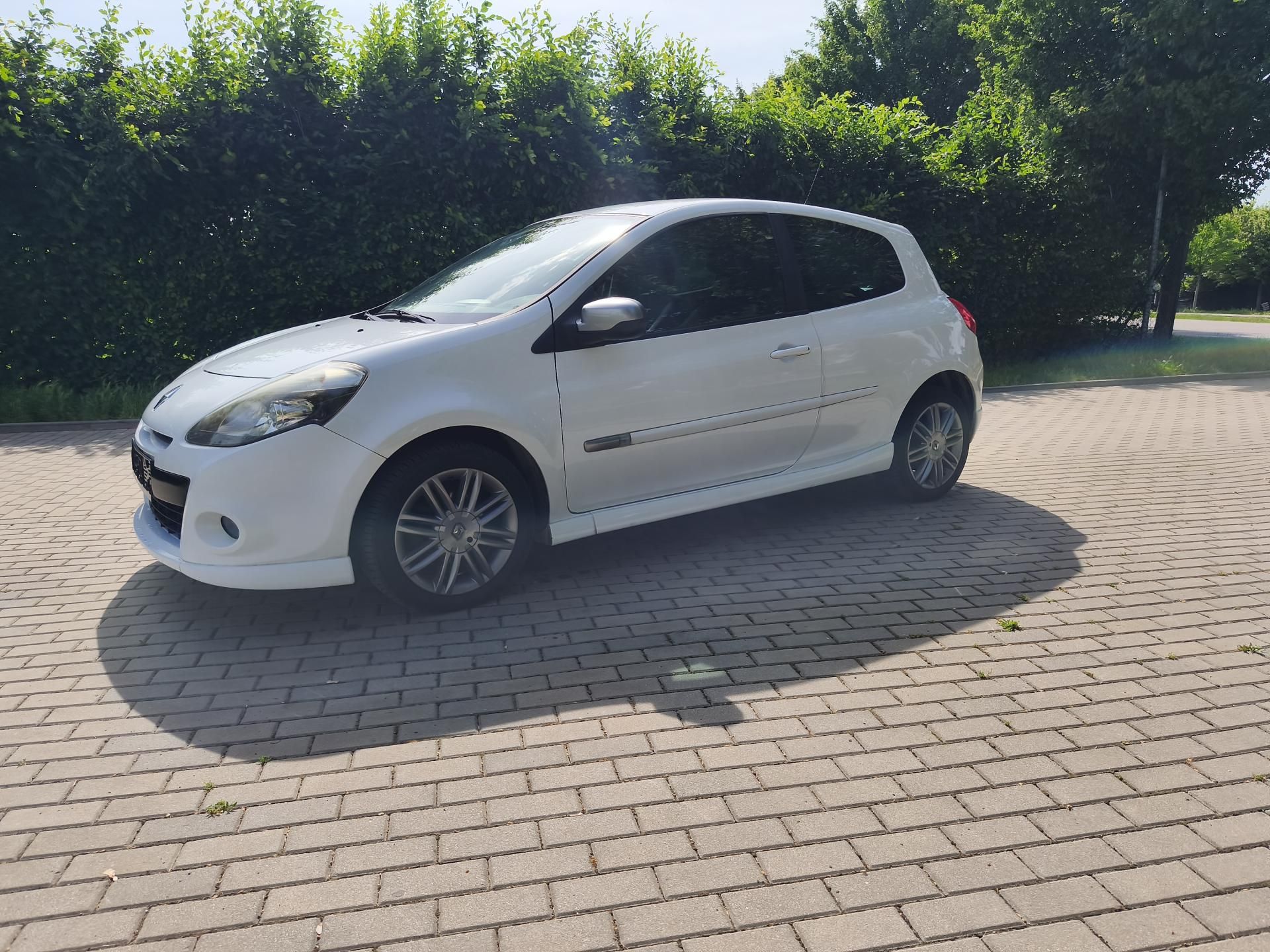 Renault Clio, 1.6 GT - fotka 3