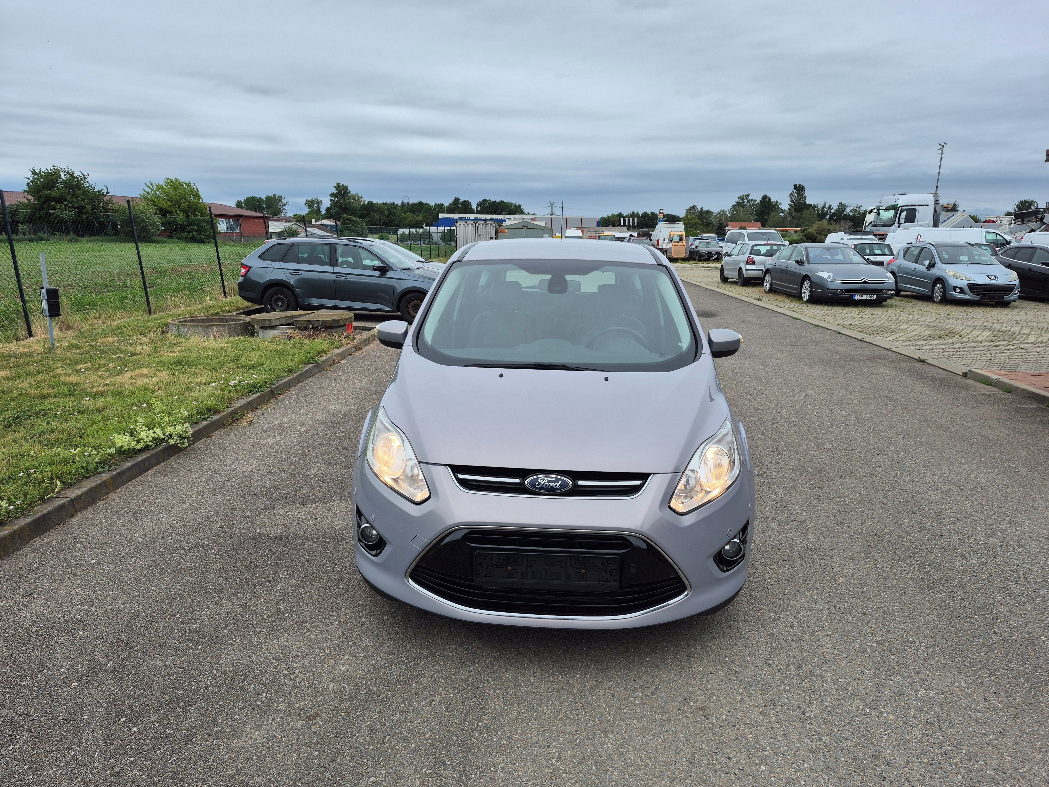 Ford C-MAX, 1,6TDCI, 85kW, Titanium - fotka 2