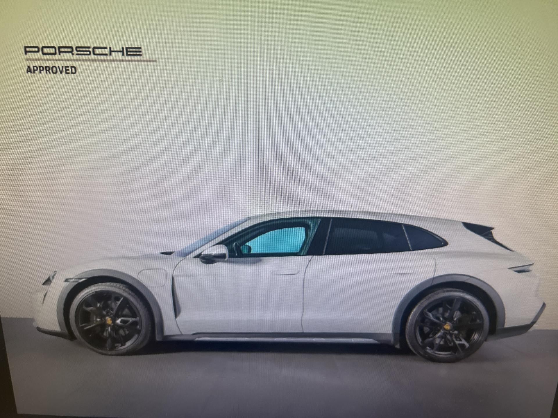Porsche Taycan, 4 CROSS TURISMO 93% - fotka 2