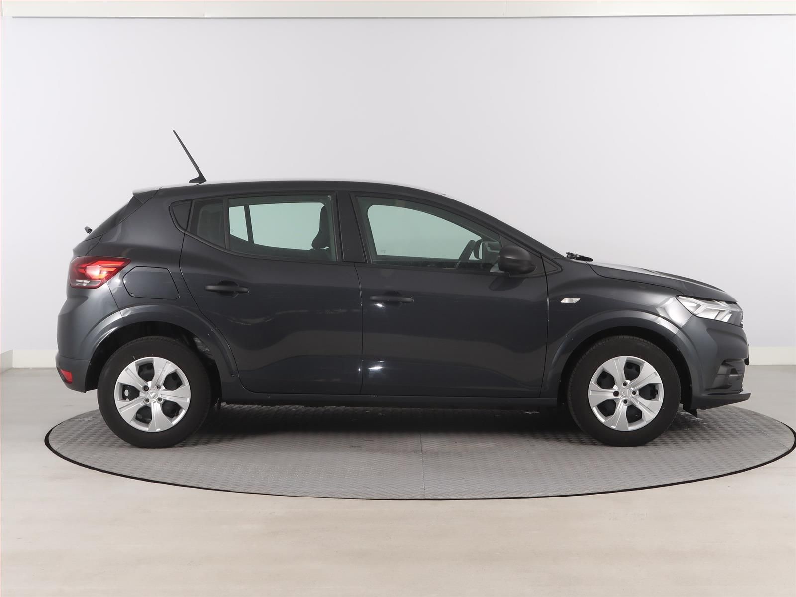 Dacia Sandero, 1.0 TCe, ČR,1.maj, Serv.kniha - fotka 6