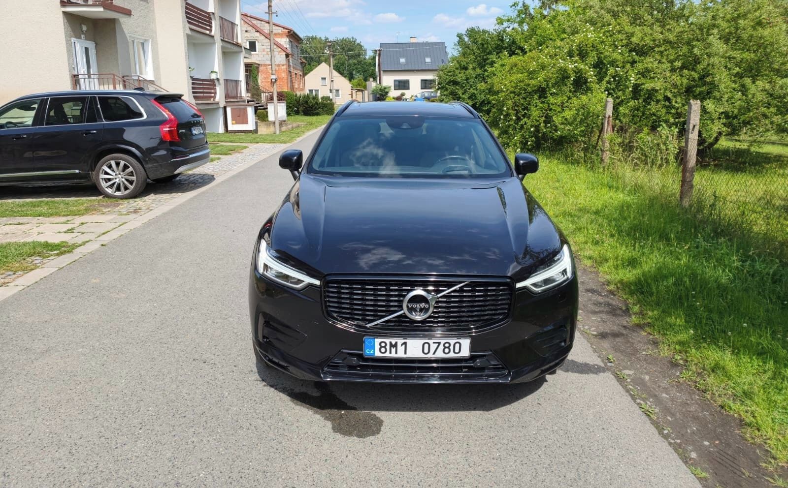 Volvo XC60, B4 145kW R-Design (model 2021) - fotka 6