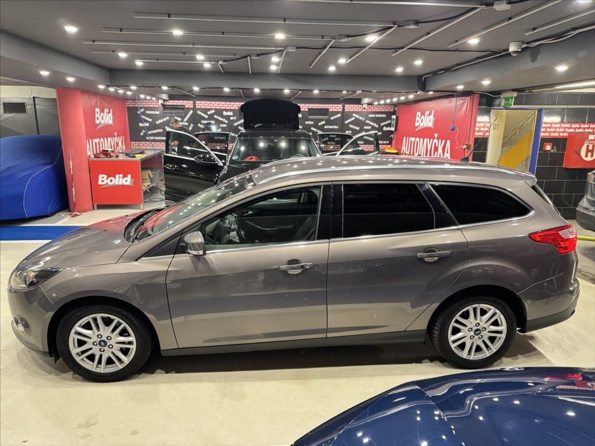 Ford Focus, 1,6 SCTi  Titanium - fotka 2
