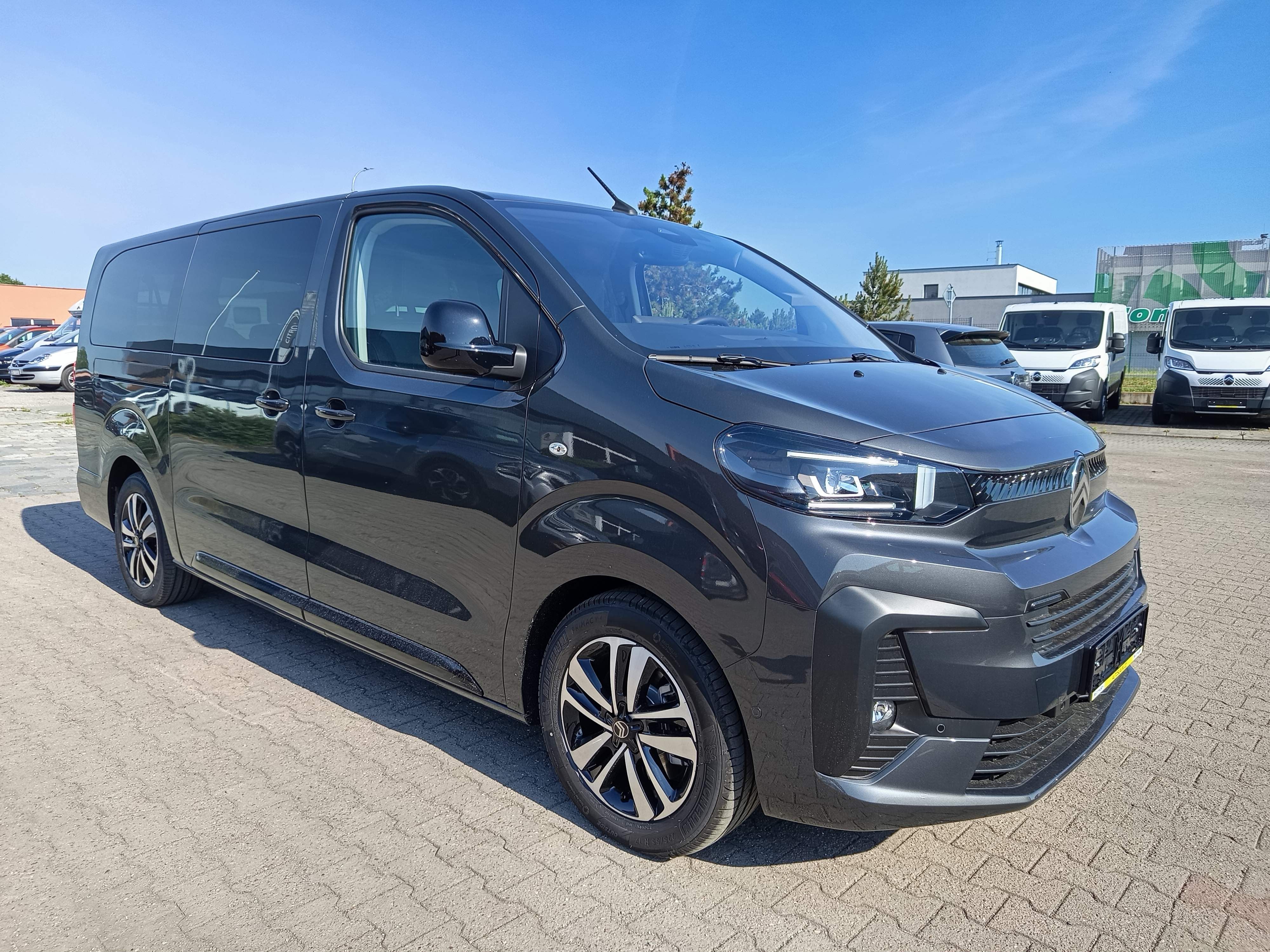 Citroën SpaceTourer, Shine XL 2.2Hdi EAT8 180k - fotka 6