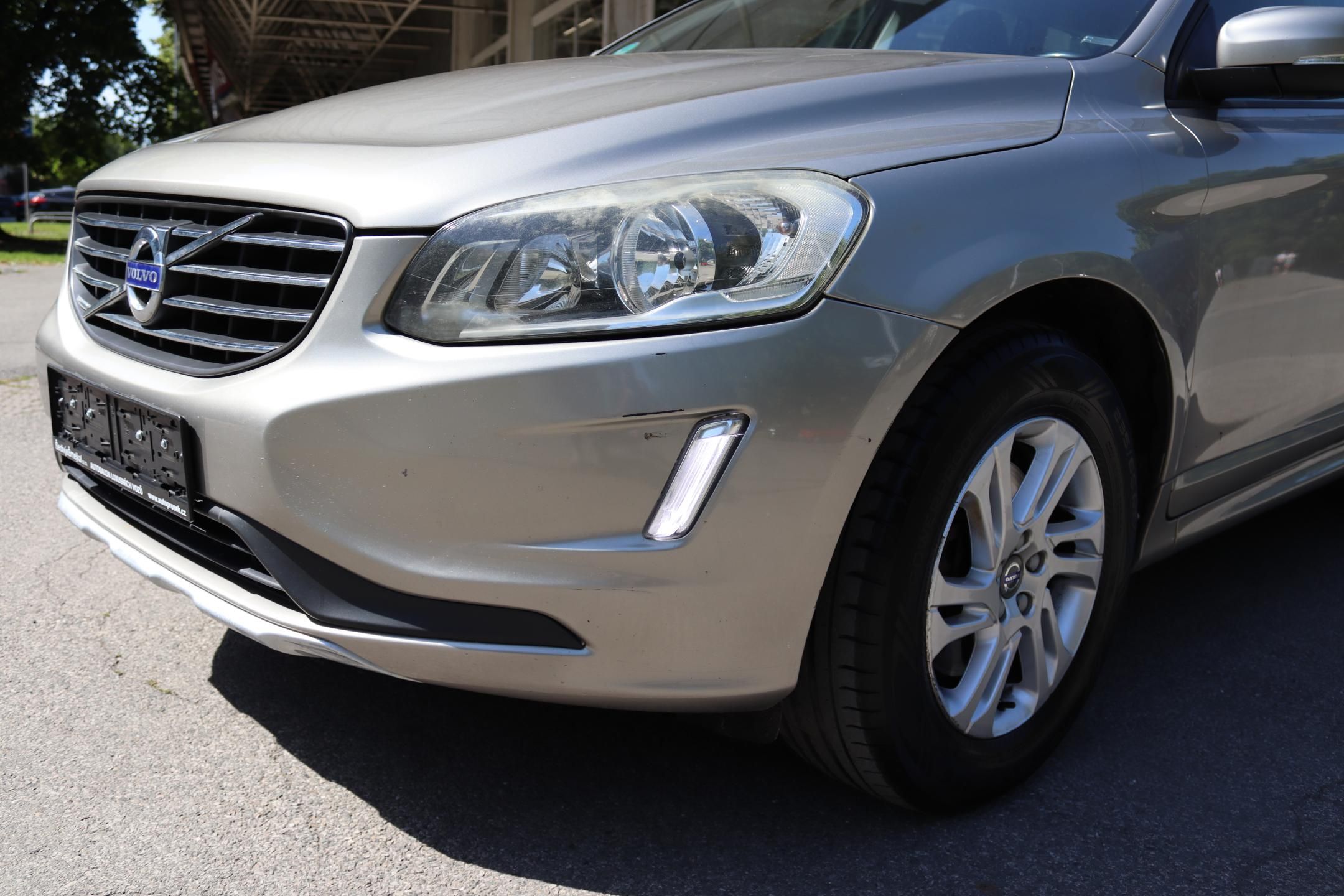 Volvo XC60, D4 2.0 133kW AT DPH - fotka 4
