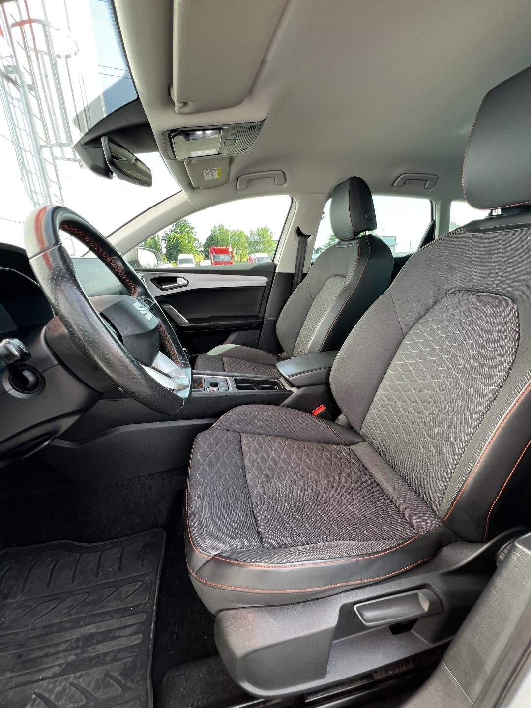 Seat Leon, 1.5TSI FR-Line LED ACC DPH - fotka 6