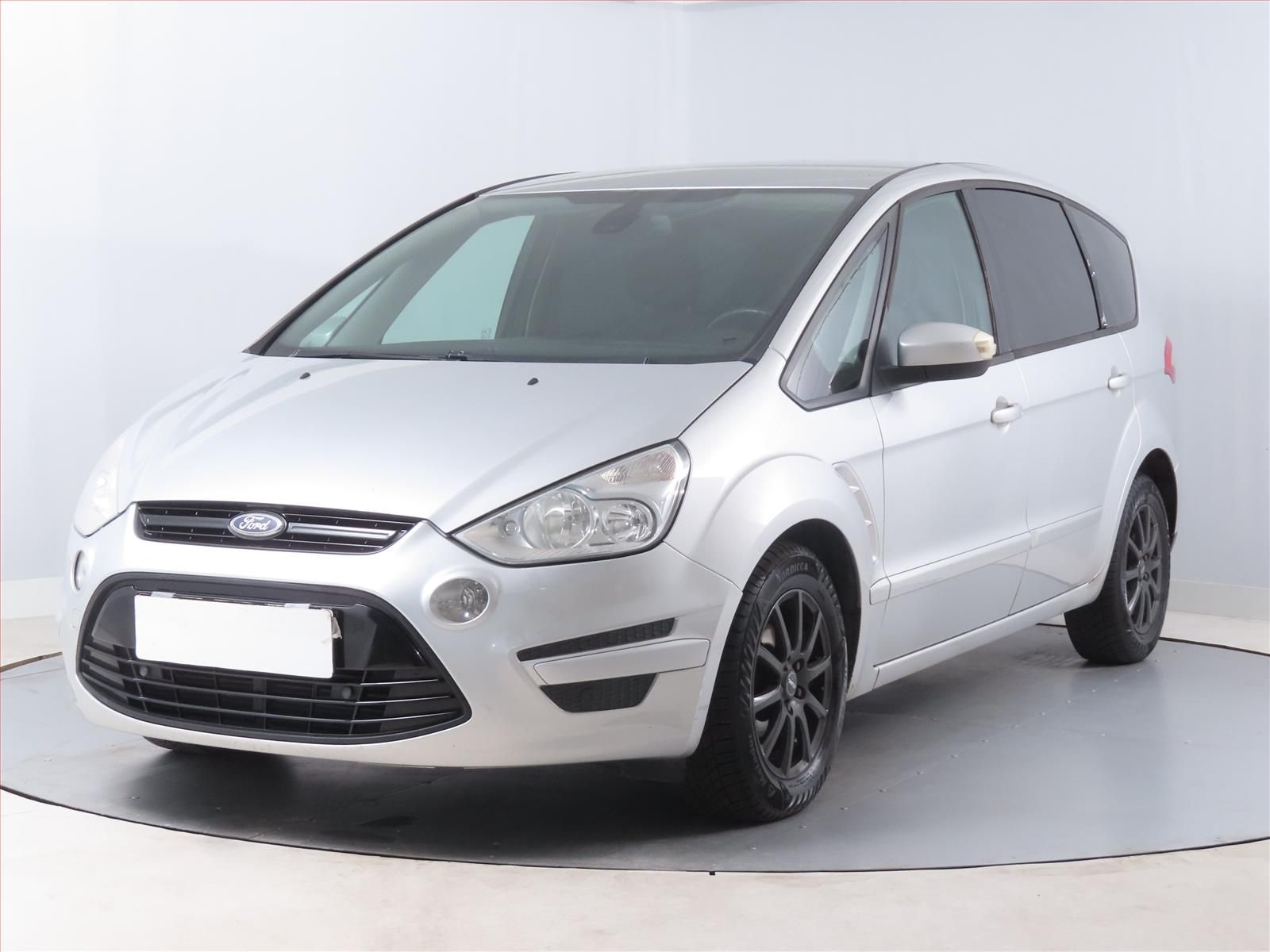 Ford S-MAX, 2.0 TDCi, po STK - fotka 2