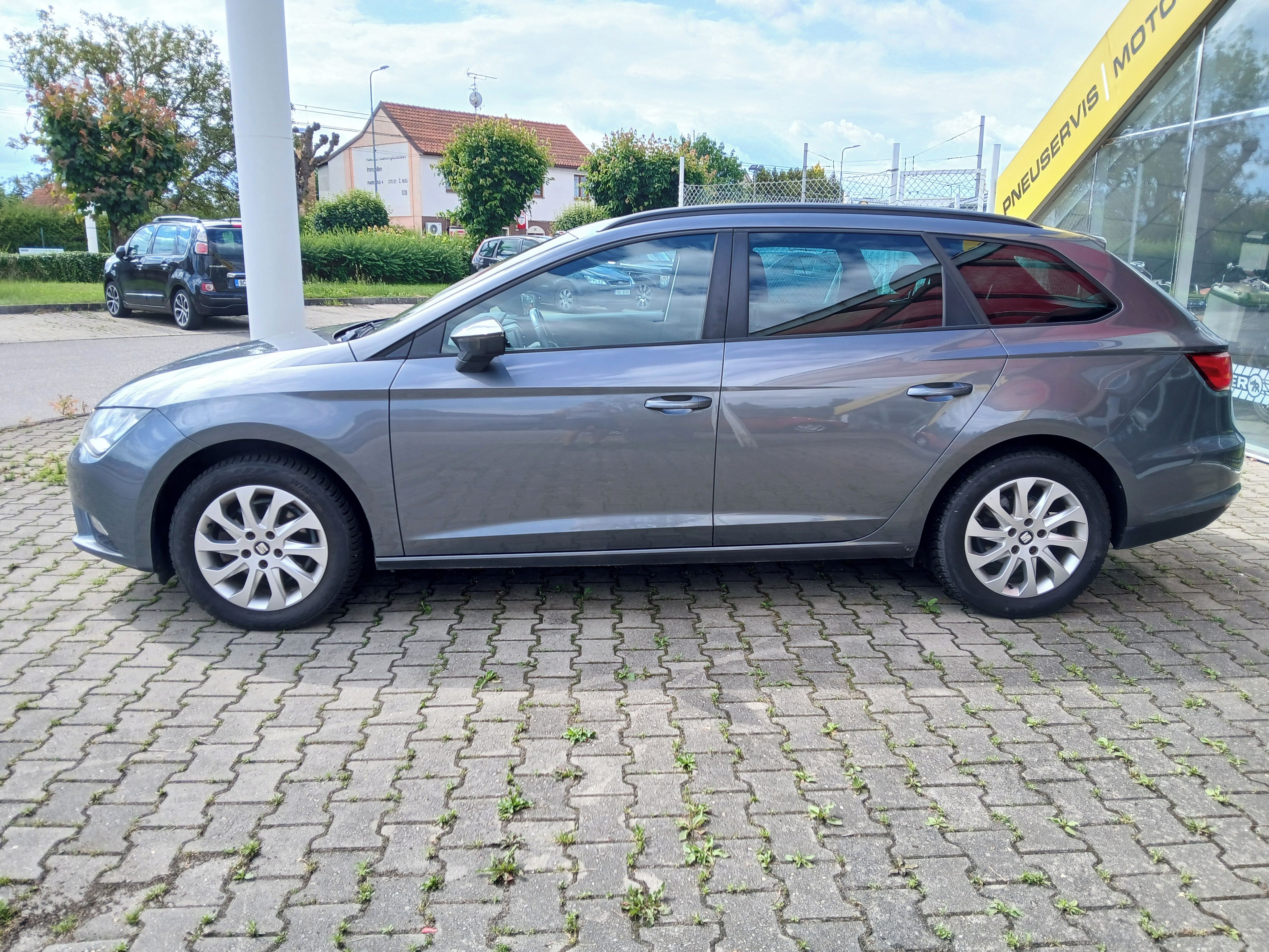 Seat Leon, 1.6TDI,77KW Manuál - fotka 2