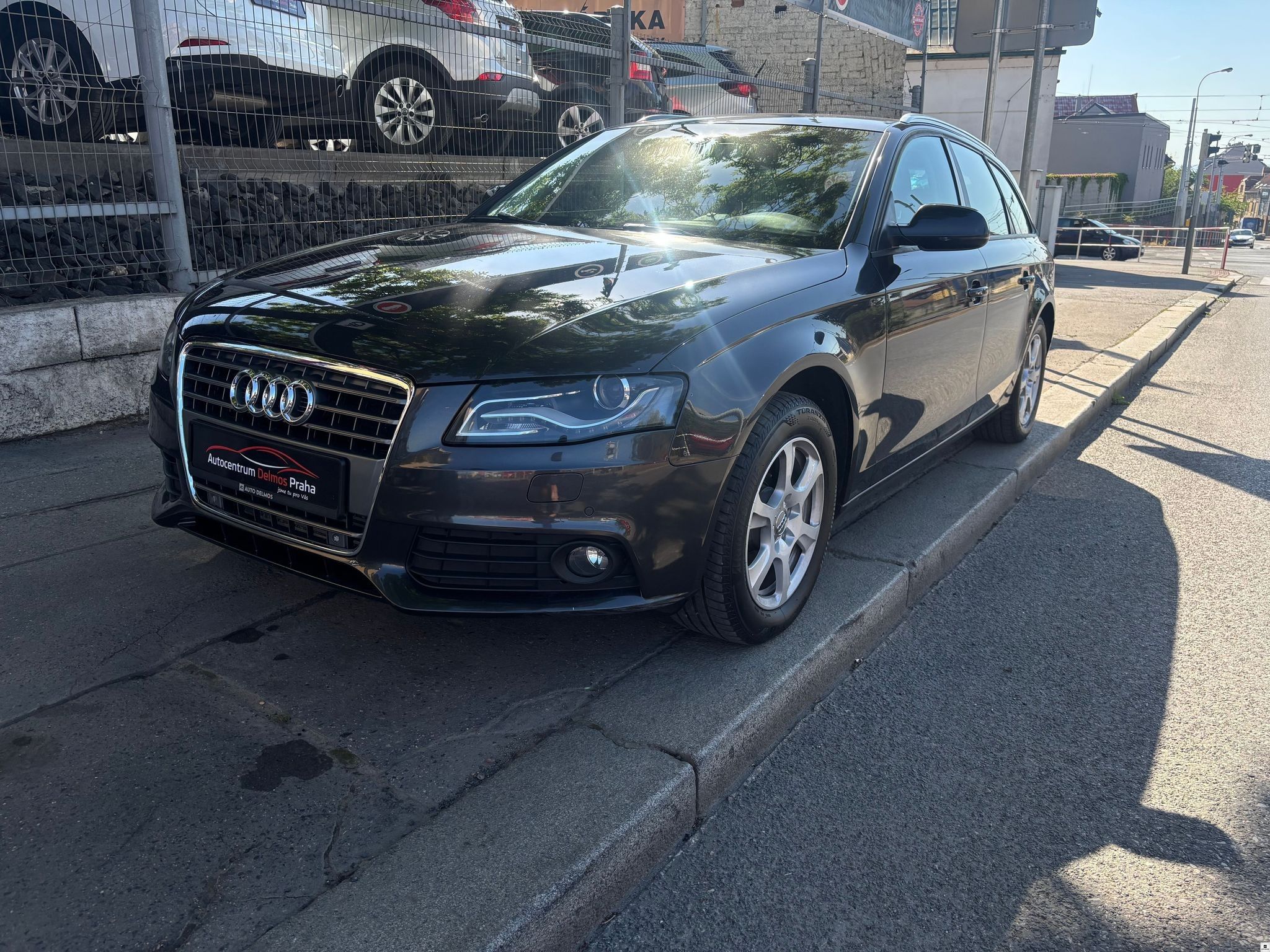 Audi A4, 1.8TSi/2010/S.KNIHA-MAN6-2.MAJ