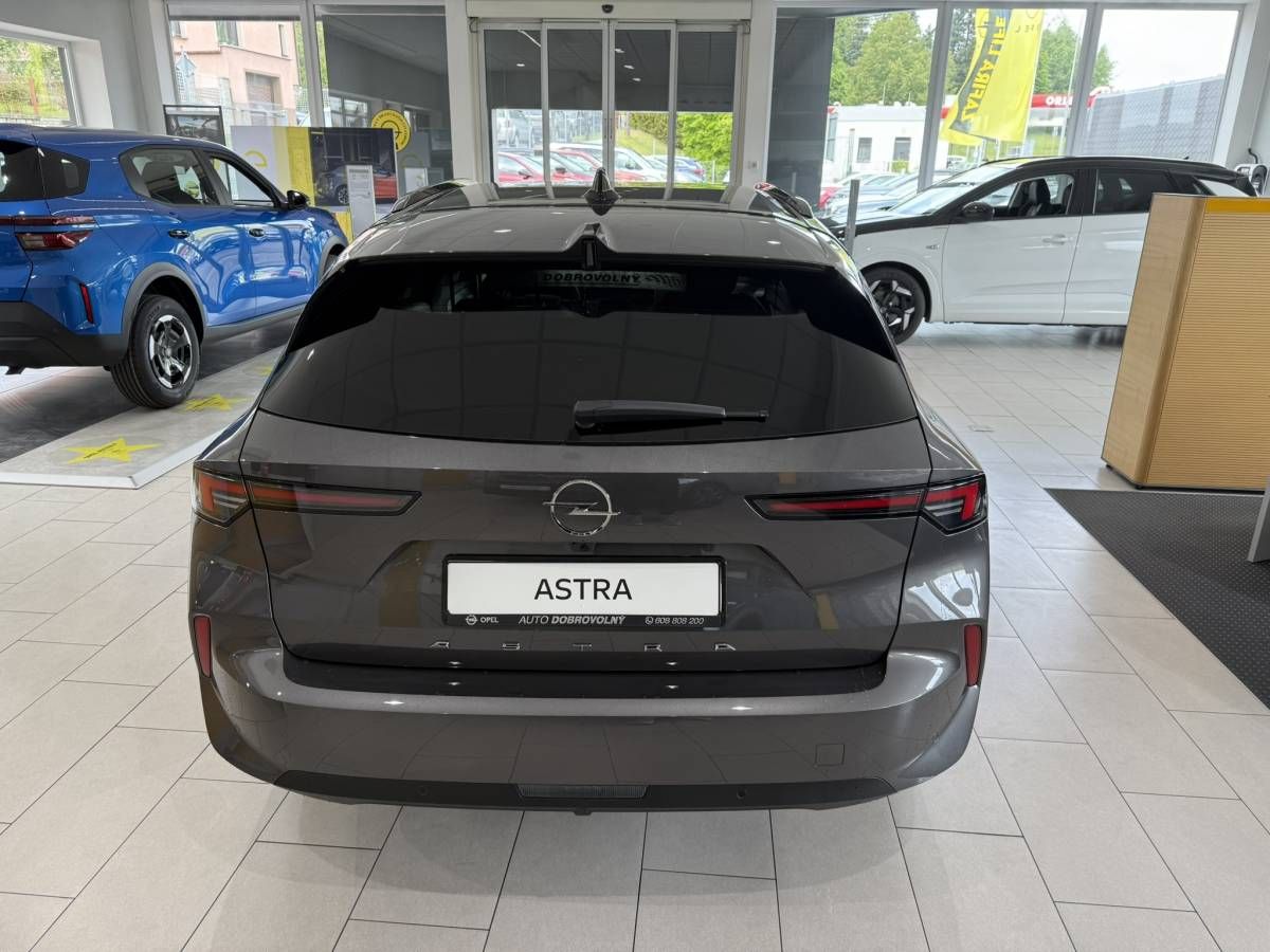 Opel Astra, Edition ST 1.2 TURBO AUT (96kW - fotka 4
