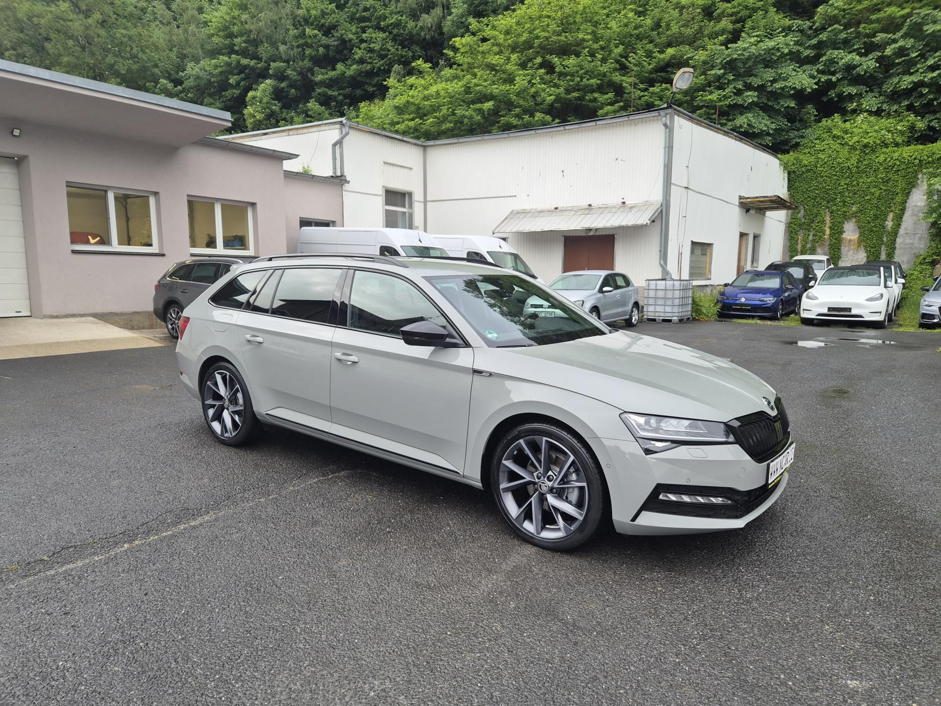 Škoda Superb, Combi SPORTLINE 110kw DSG 19AL - fotka 3