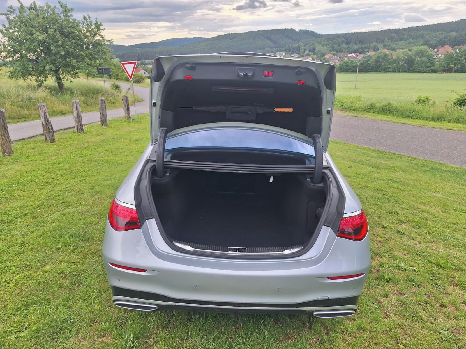 Mercedes-Benz Třídy S, Mercedes-Benz S400d 4M AMG - fotka 6
