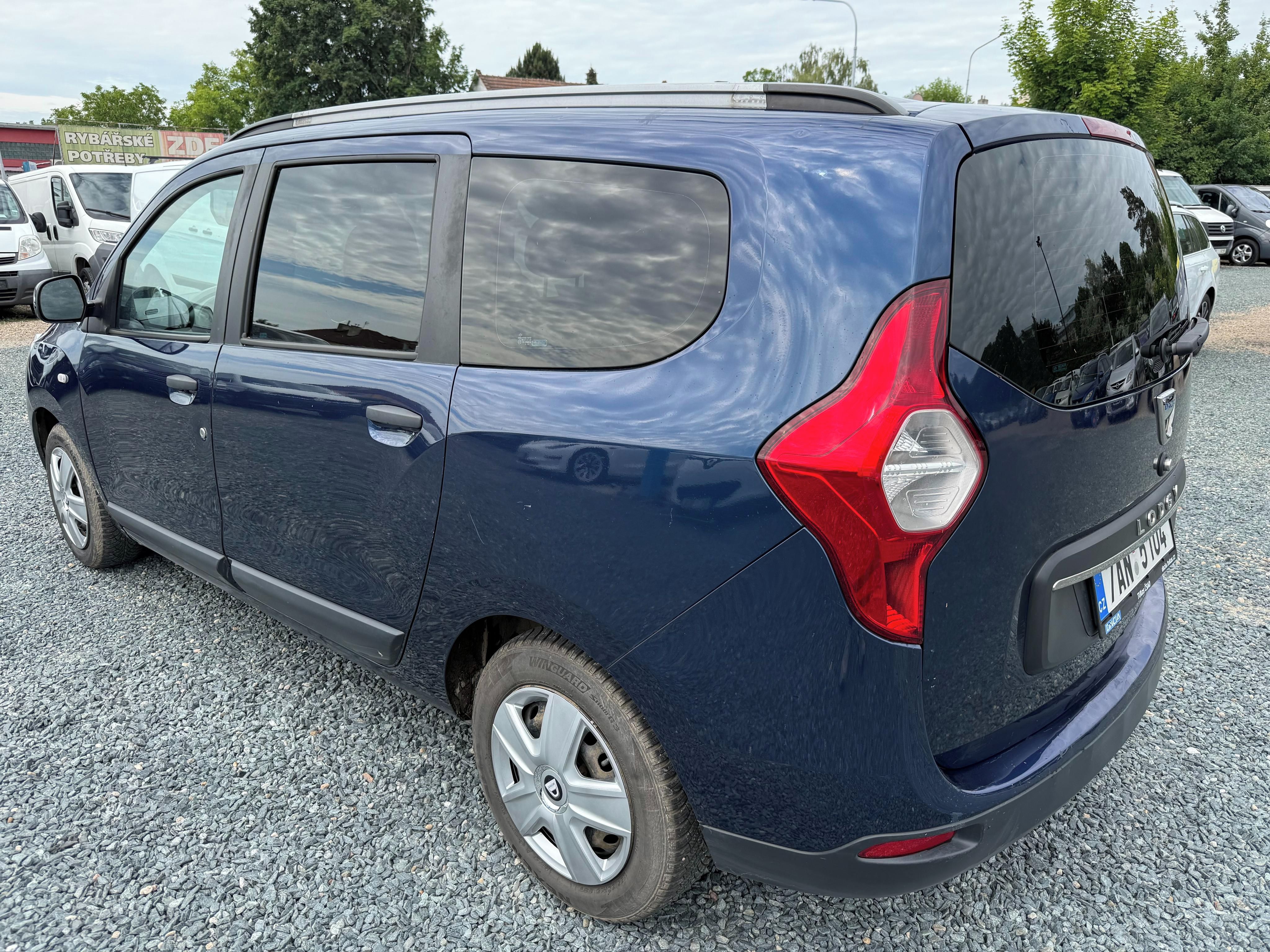 Dacia Lodgy, 1.6 i 75Kw - fotka 3