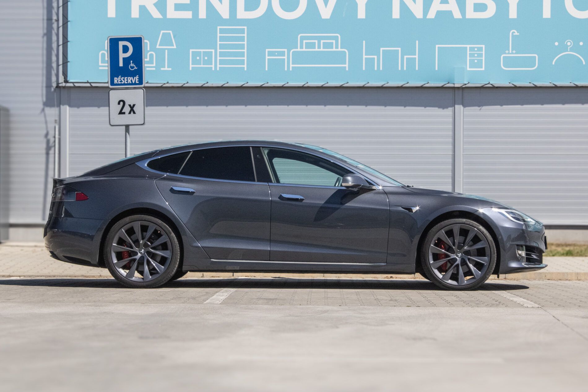 Tesla Model S - fotka 6