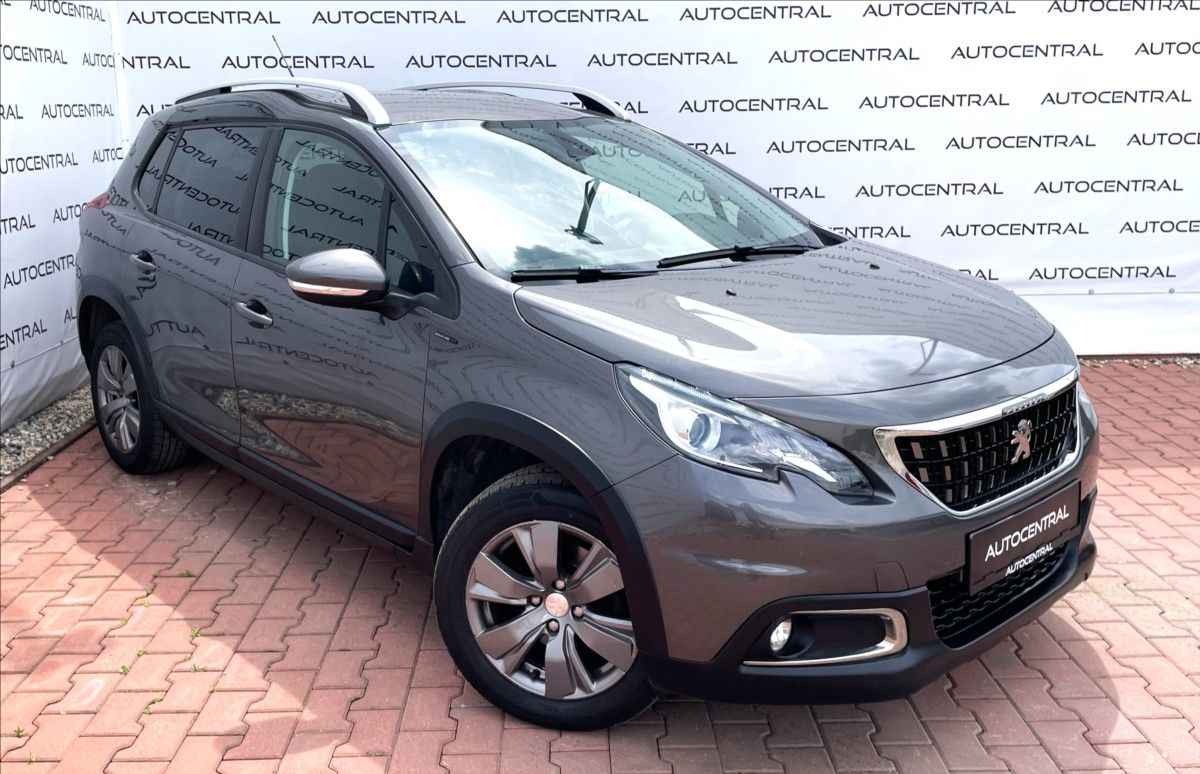 Peugeot 2008, 1,2 i,81kW,Signature,STK 5/28